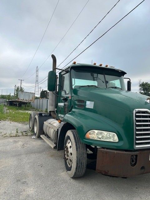 2006 MACK CXN (VISION) TRACTOR TRUCK - undefined