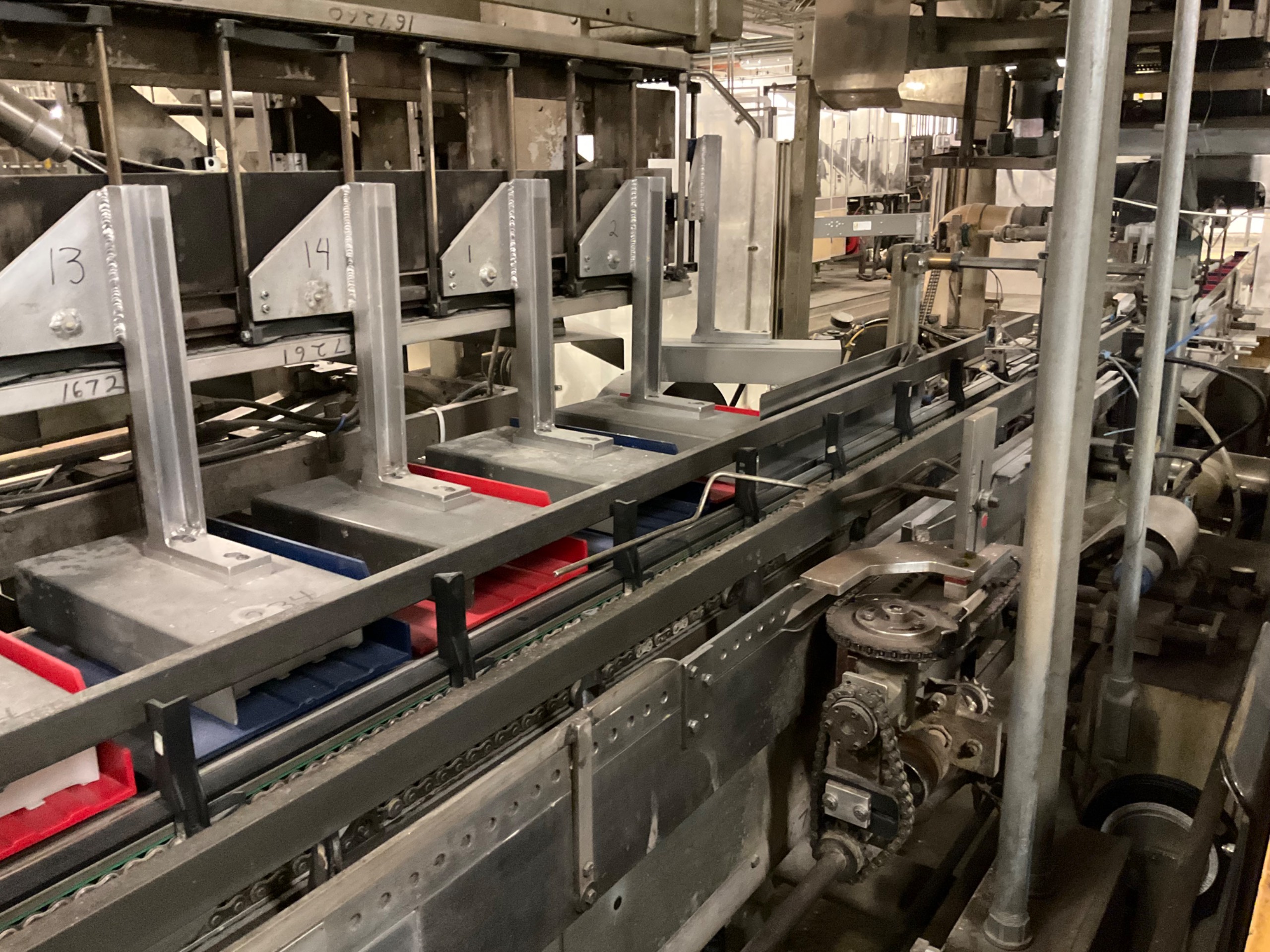 CARTONER & BUCKET CONVEYOR - undefined