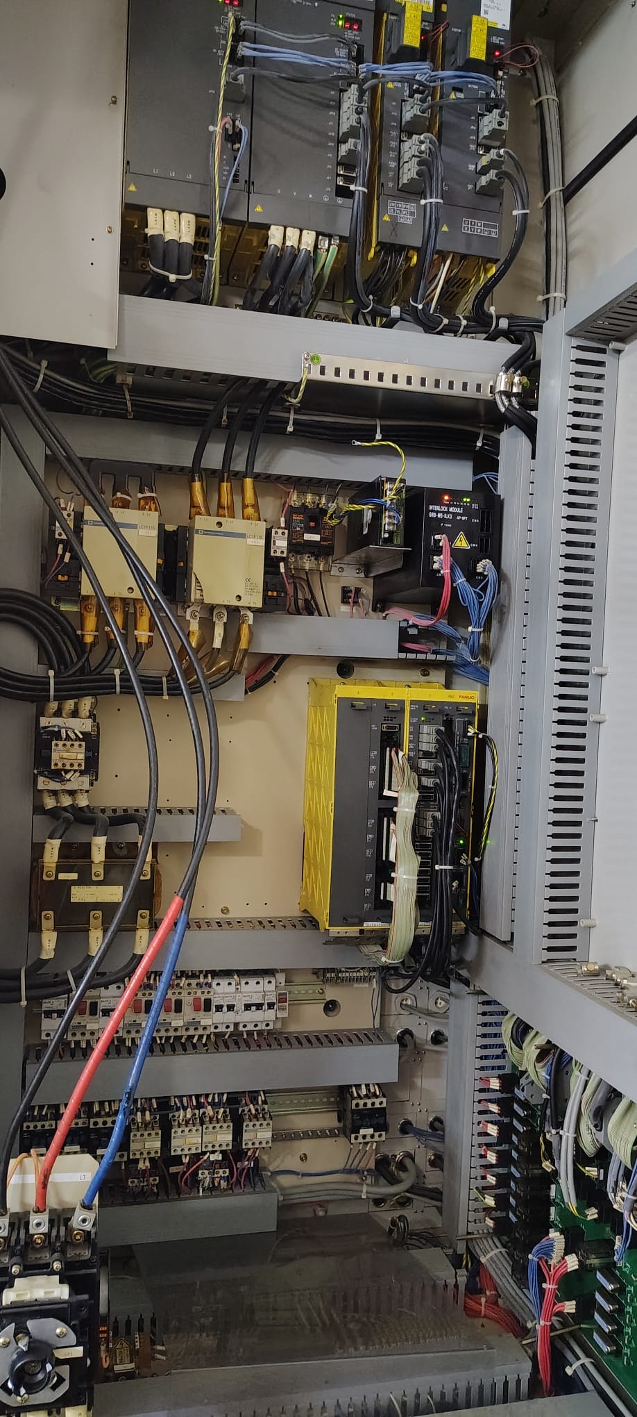 1997 MORI SEIKI SV50 VERTICAL MACHINING CENTER - undefined