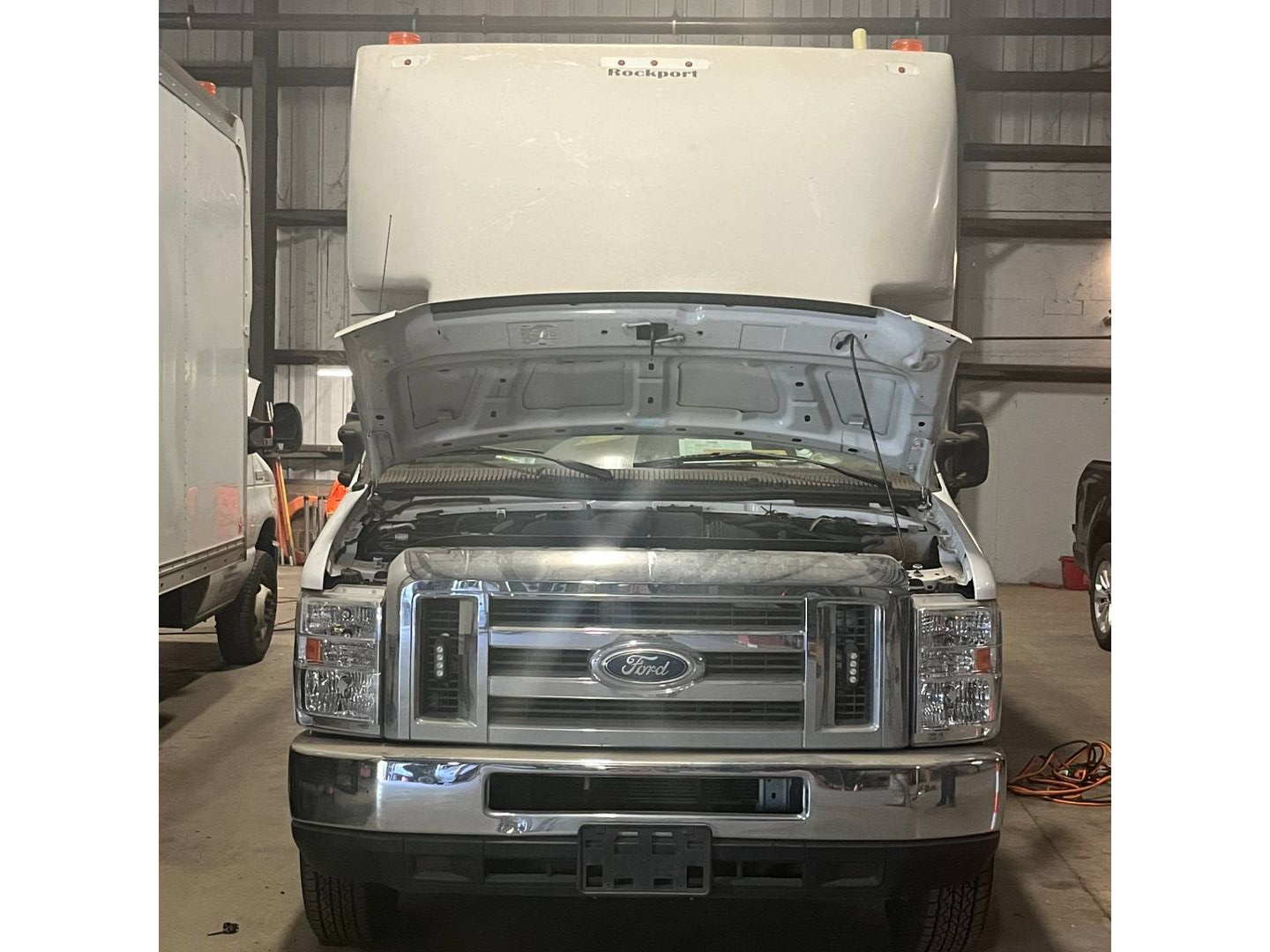 2016 FORD ECONOLINE E-450 BOX TRUCK - undefined