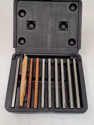 UNKNOWN BRAND 10 PAIR PARALLEL SET, 1/8″ THICKNESS, 1/2″ MIN TO 1-5/8″ MAX HEIGHT, 6IN LONG - undefined