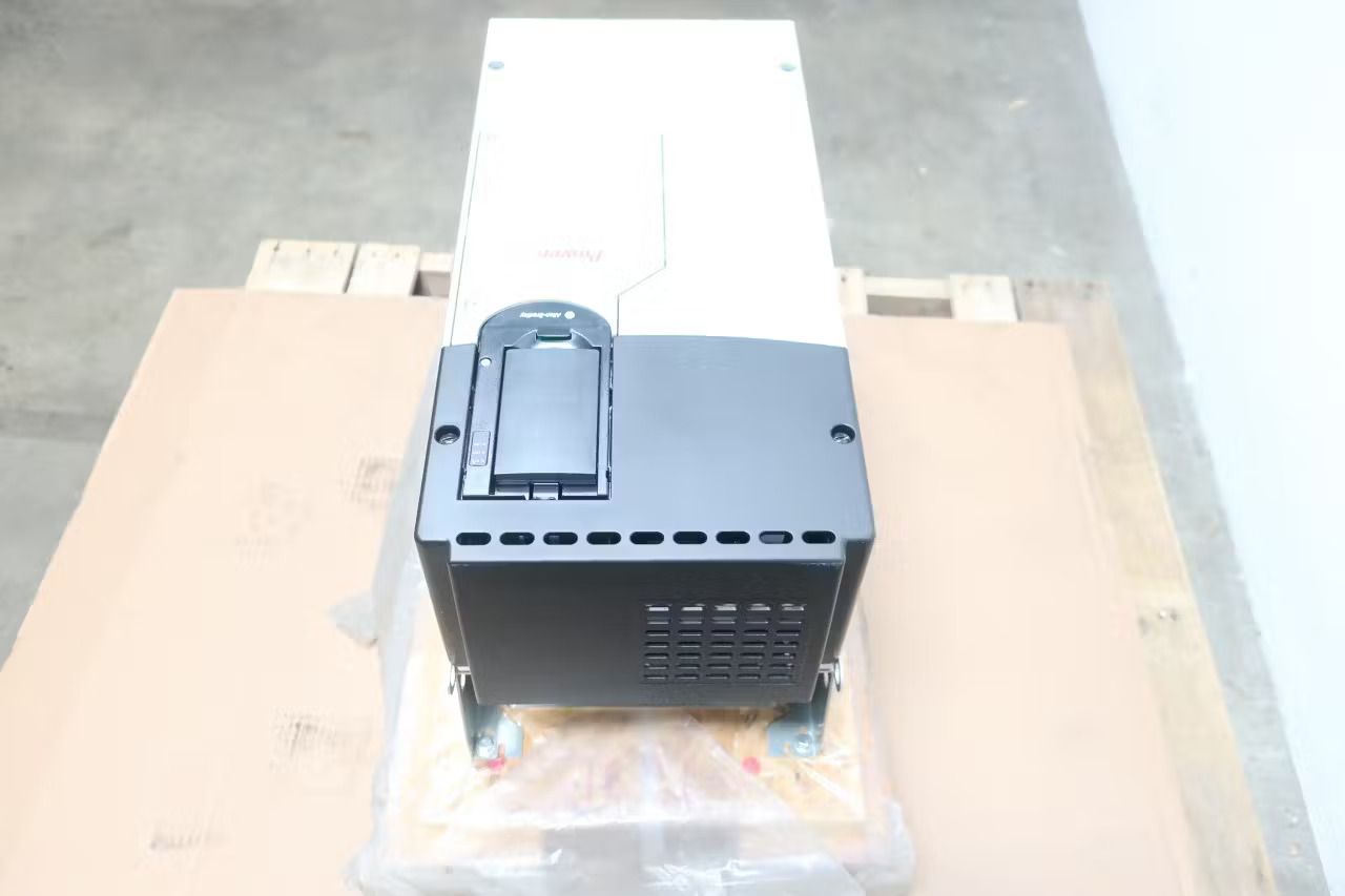 ALLEN BRADLEY 20G14ND156AN0NNNNN POWERFLEX 755 AC VFD DRIVE 400HZ 460V-AC 125HP - undefined