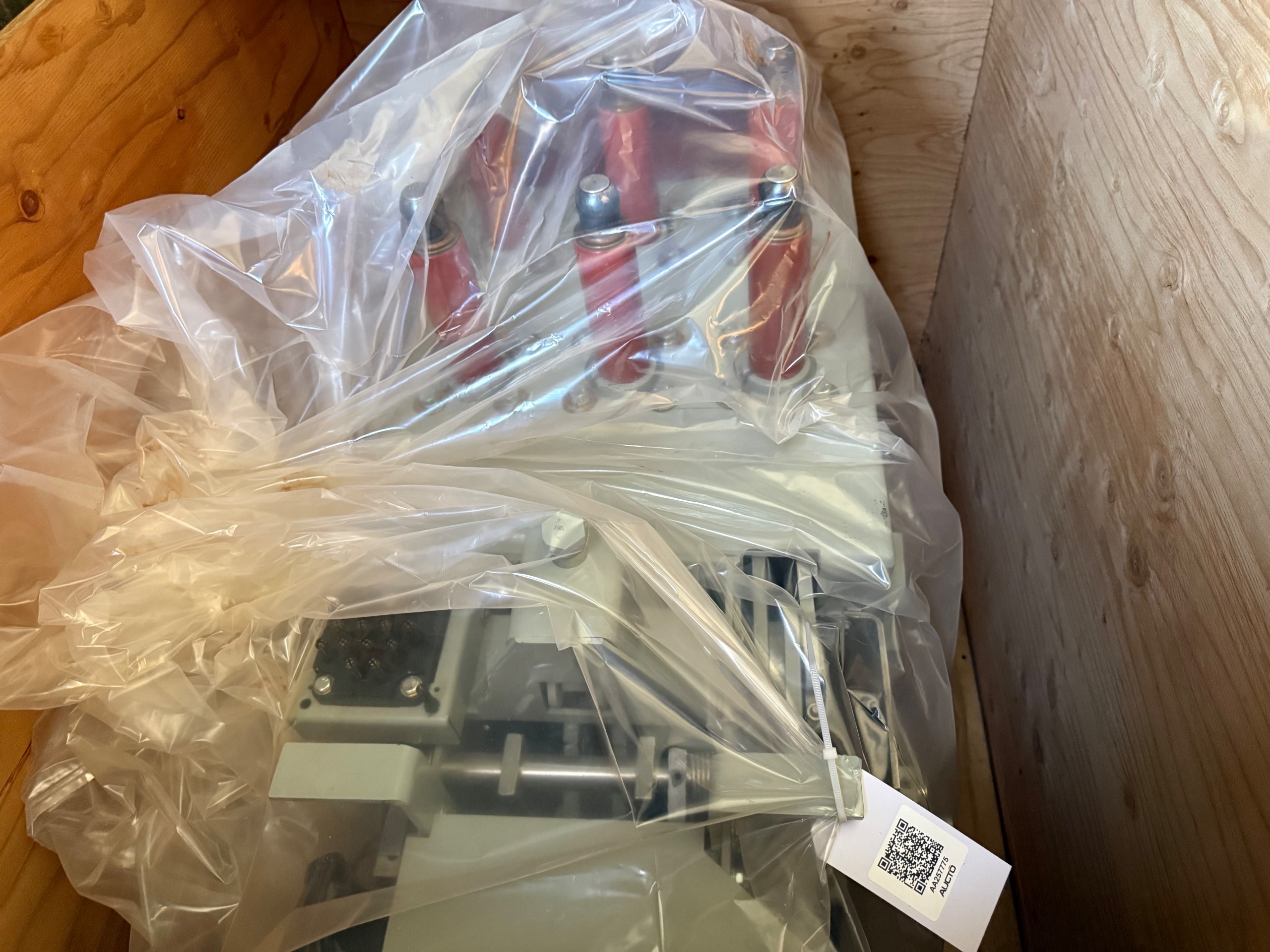 GENERAL ELECTRIC SB-12 CIRCUIT BREAKER - undefined