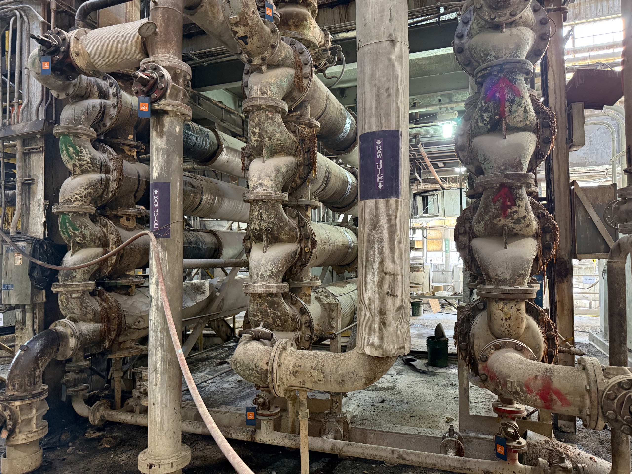 BULK QTY OF SHELL & TUBE HEAT EXCHANGERS - undefined