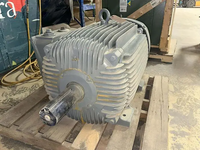 2007 WEG ELECTRIC MOTOR, 200 HP, 575V, 1780 RPM, FRAME 447T - undefined