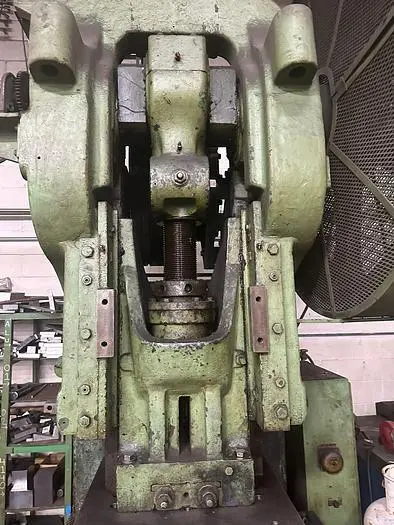 BLISS 28-1/2 M CRANK PRESS, OBI PRESS, TABLE SIZE 46" X 33.5" - undefined