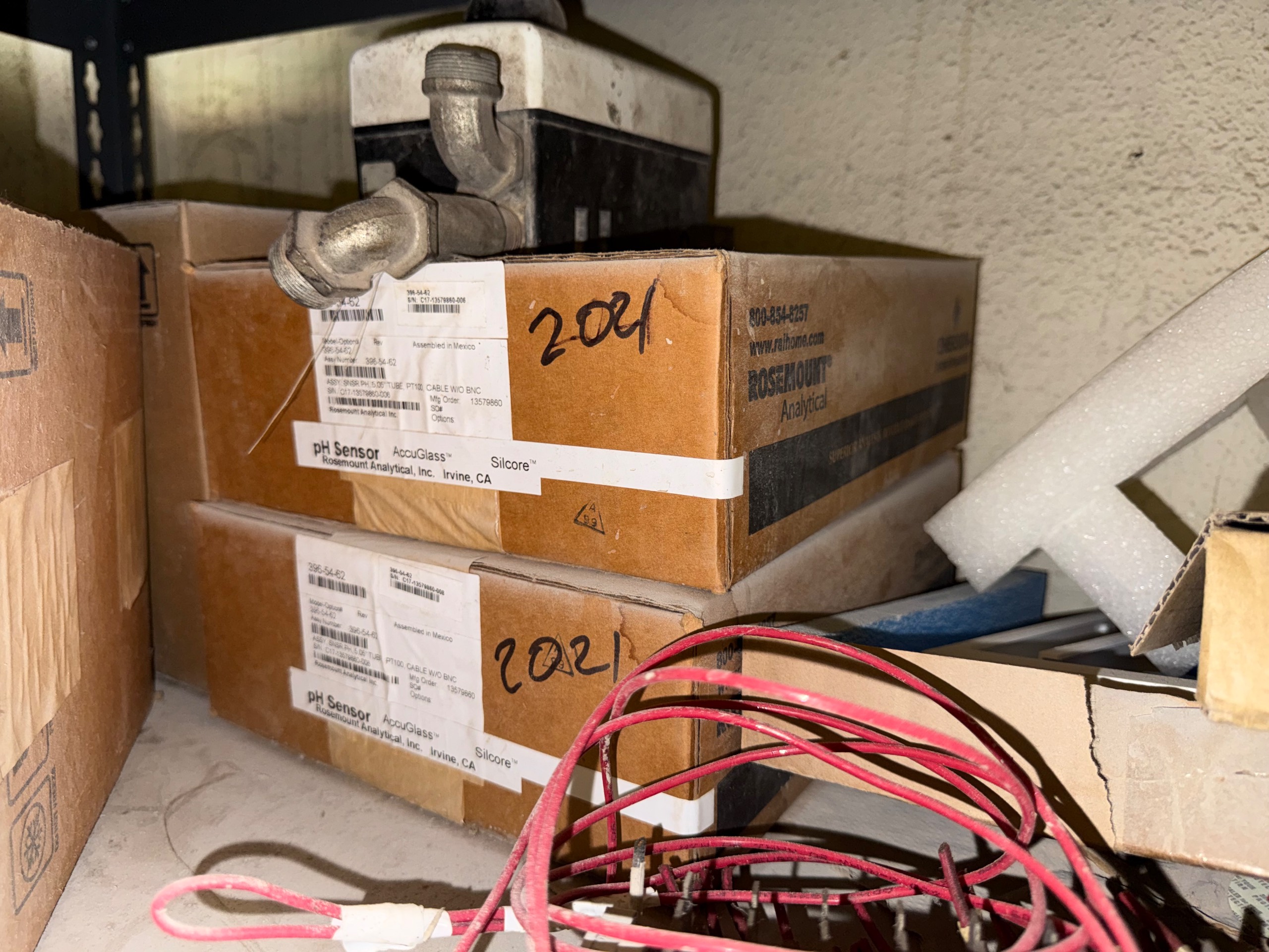 BULK CONTENTS OF INSTRUMENT ROOM - undefined