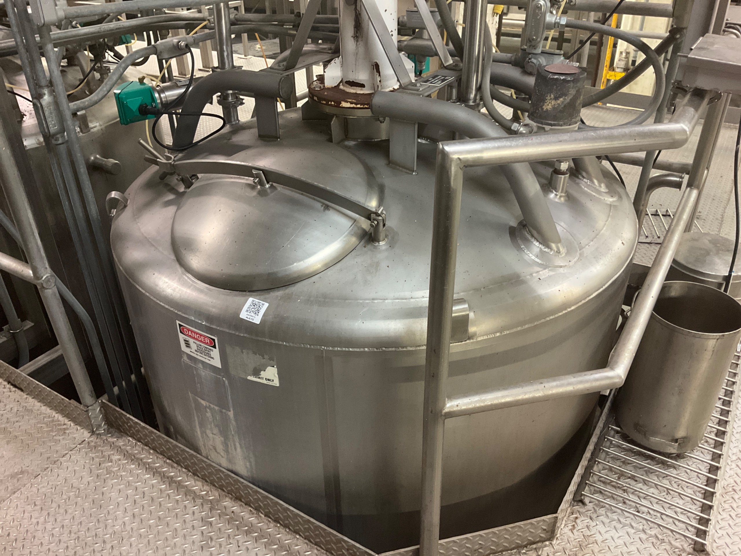 1996 SFI 600 GALLON MIX TANK - undefined