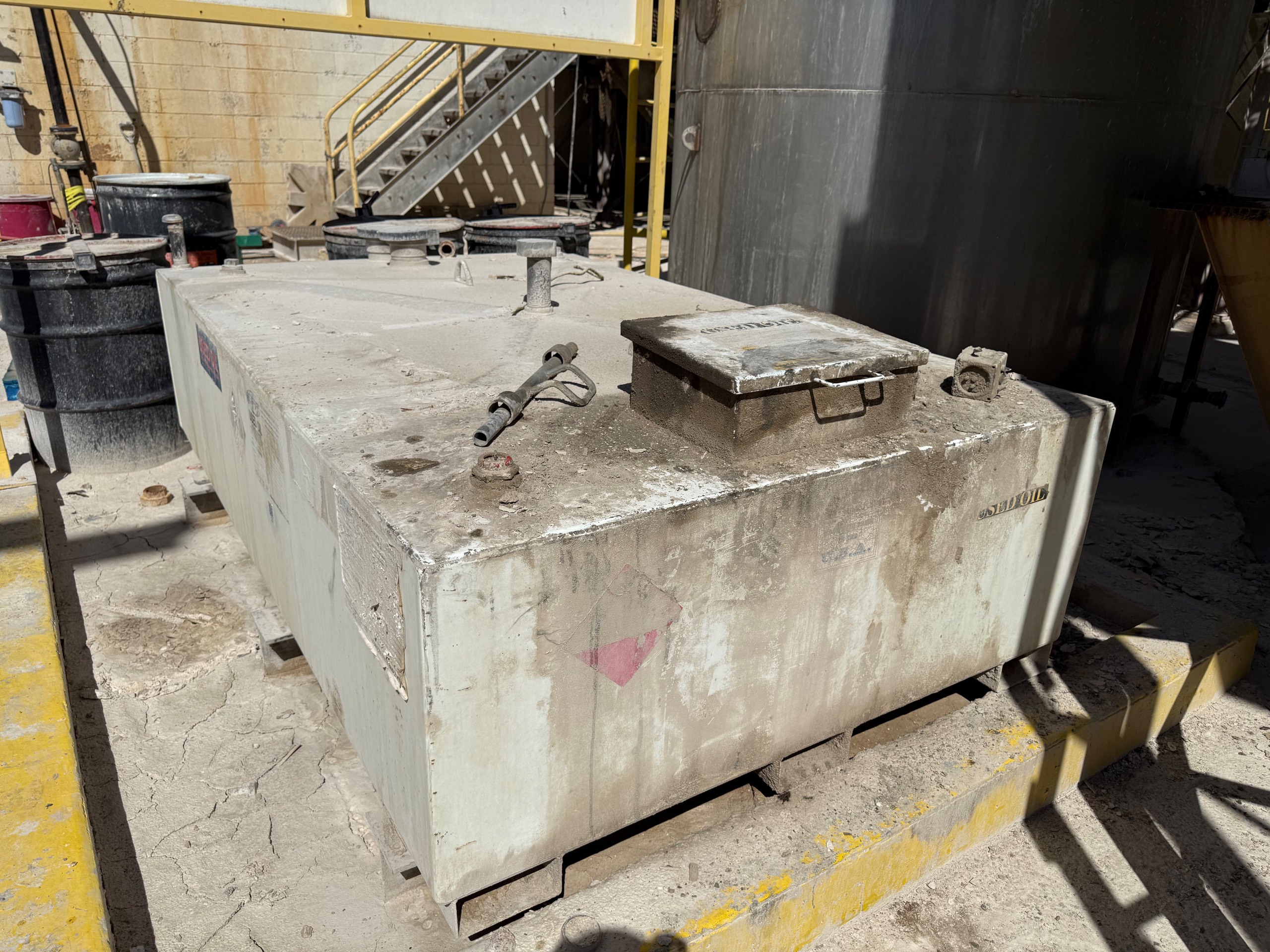 USED OIL STORAGE TANK - undefined