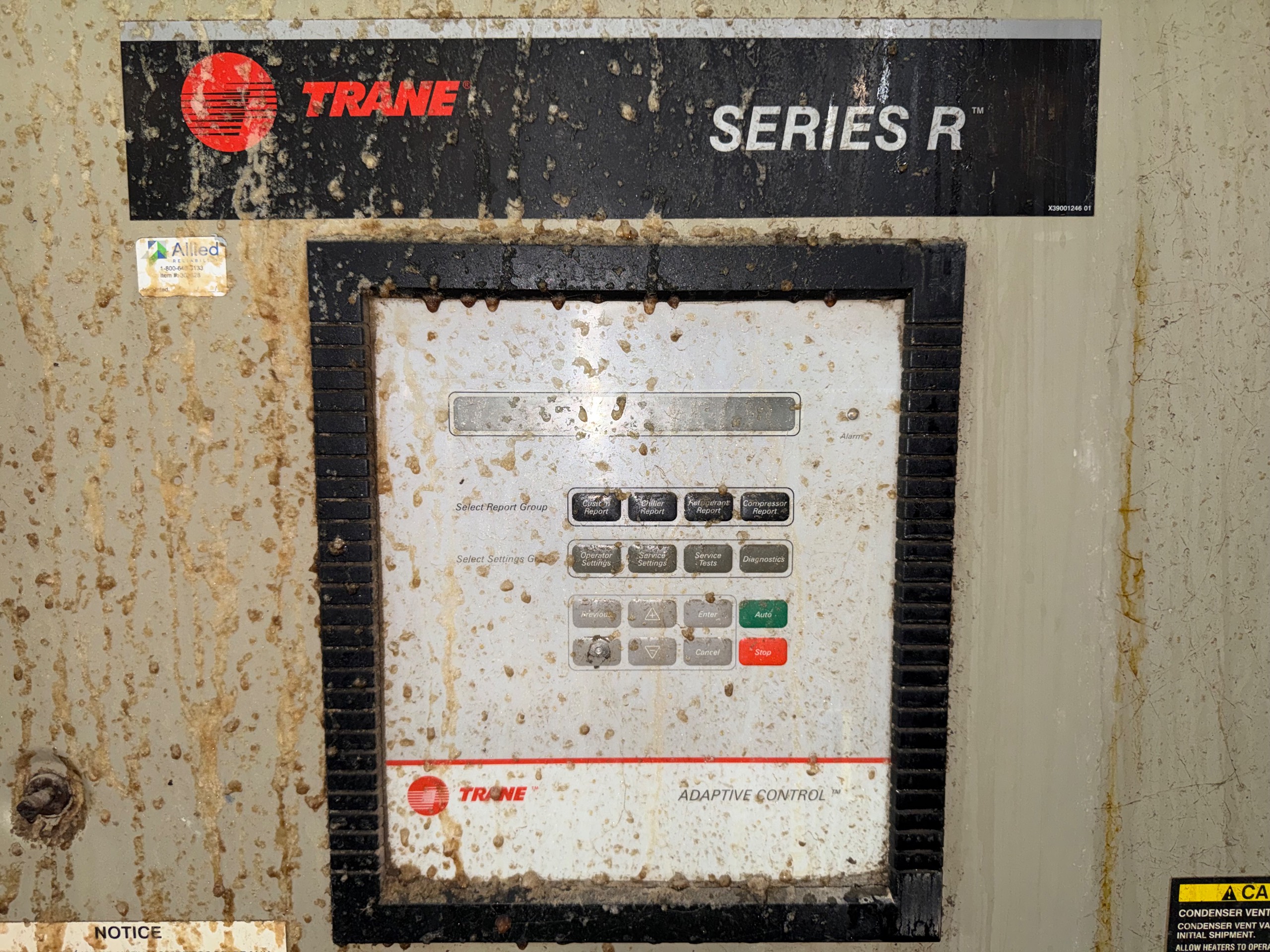 2001 TRANE RTHC1D2F0H0G3L3G3LFV0C0 WATER-COOLED CHILLER - undefined
