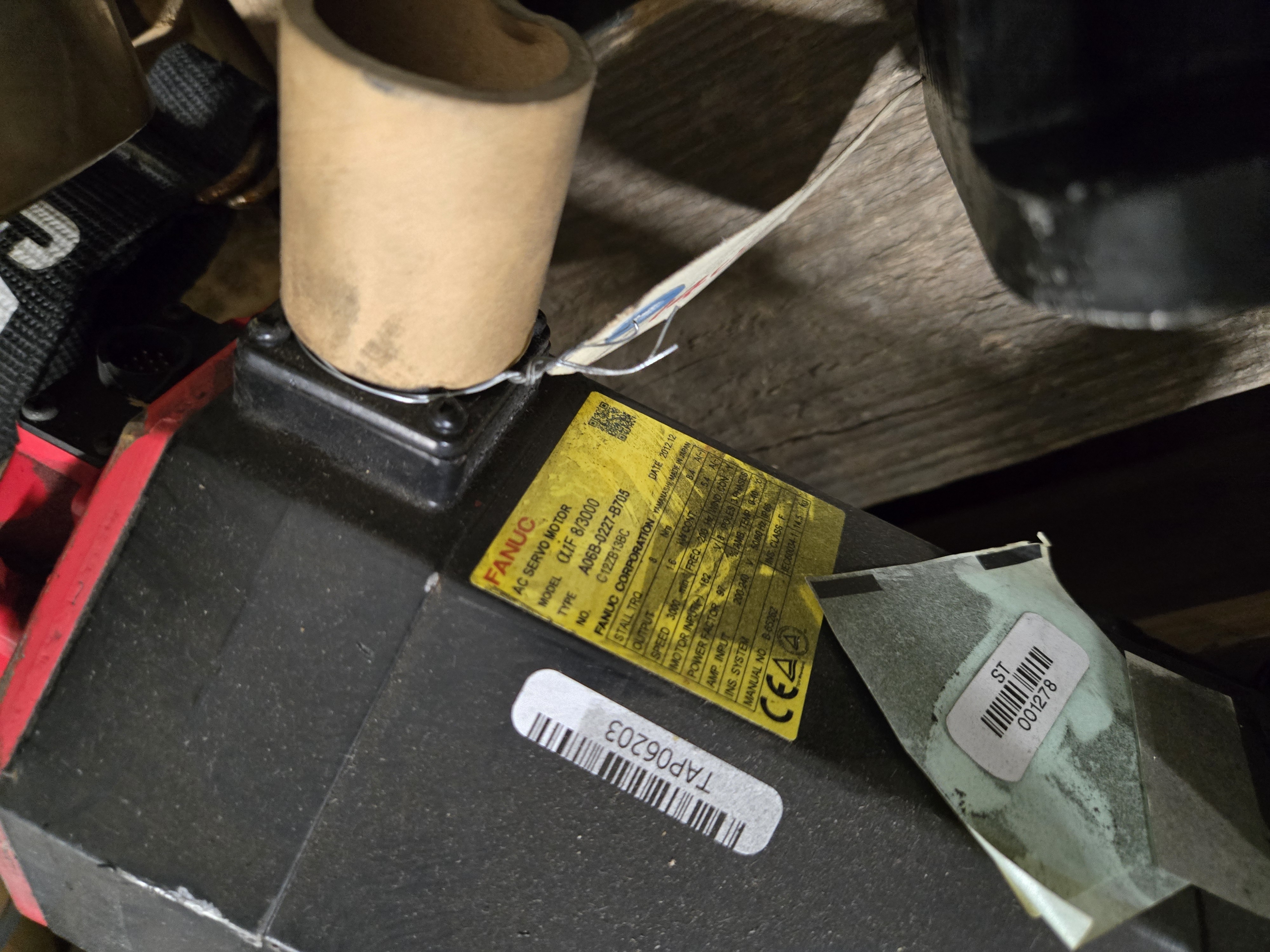 BULK QTY OF FANUC & ALLEN-BRADLEY SERVO MOTORS - undefined