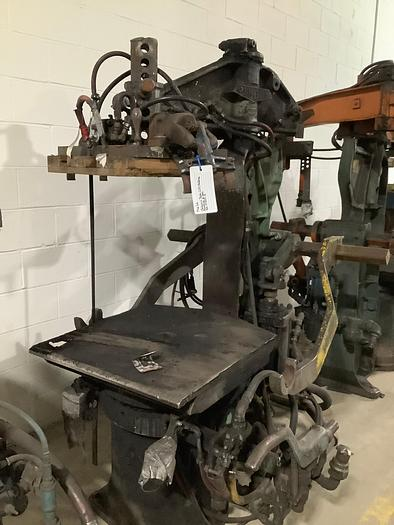 OSBORN 3161 ROTA-LIFT MOLDING MACHINE, TABLE 27.5X29IN, SQZ CYL 16IN, JOLT 2500LBS, WT 3550LBS - undefined