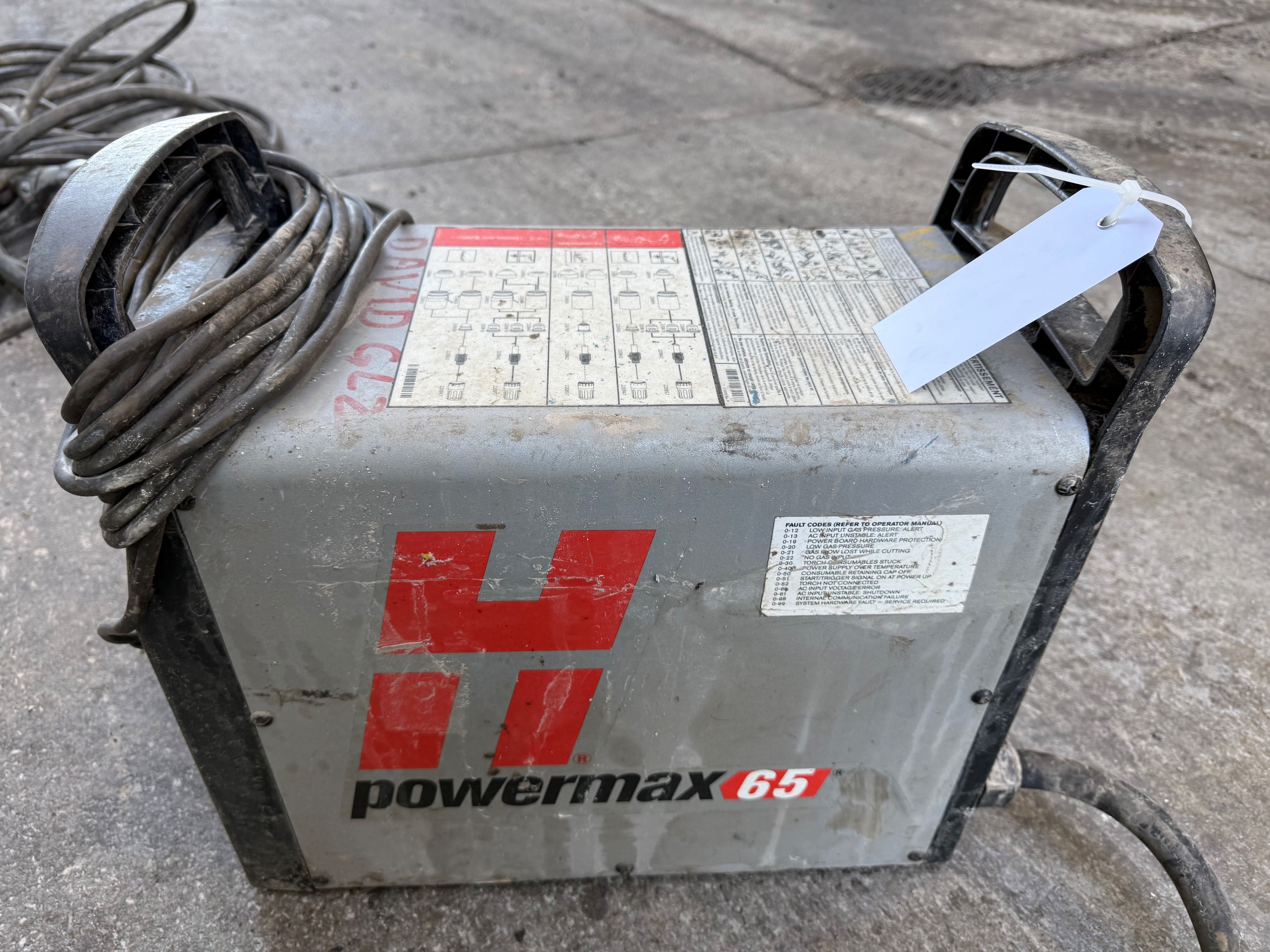 HYPERTHERM POWERMAX 65 PLASMA CUTTING MACHINE - undefined