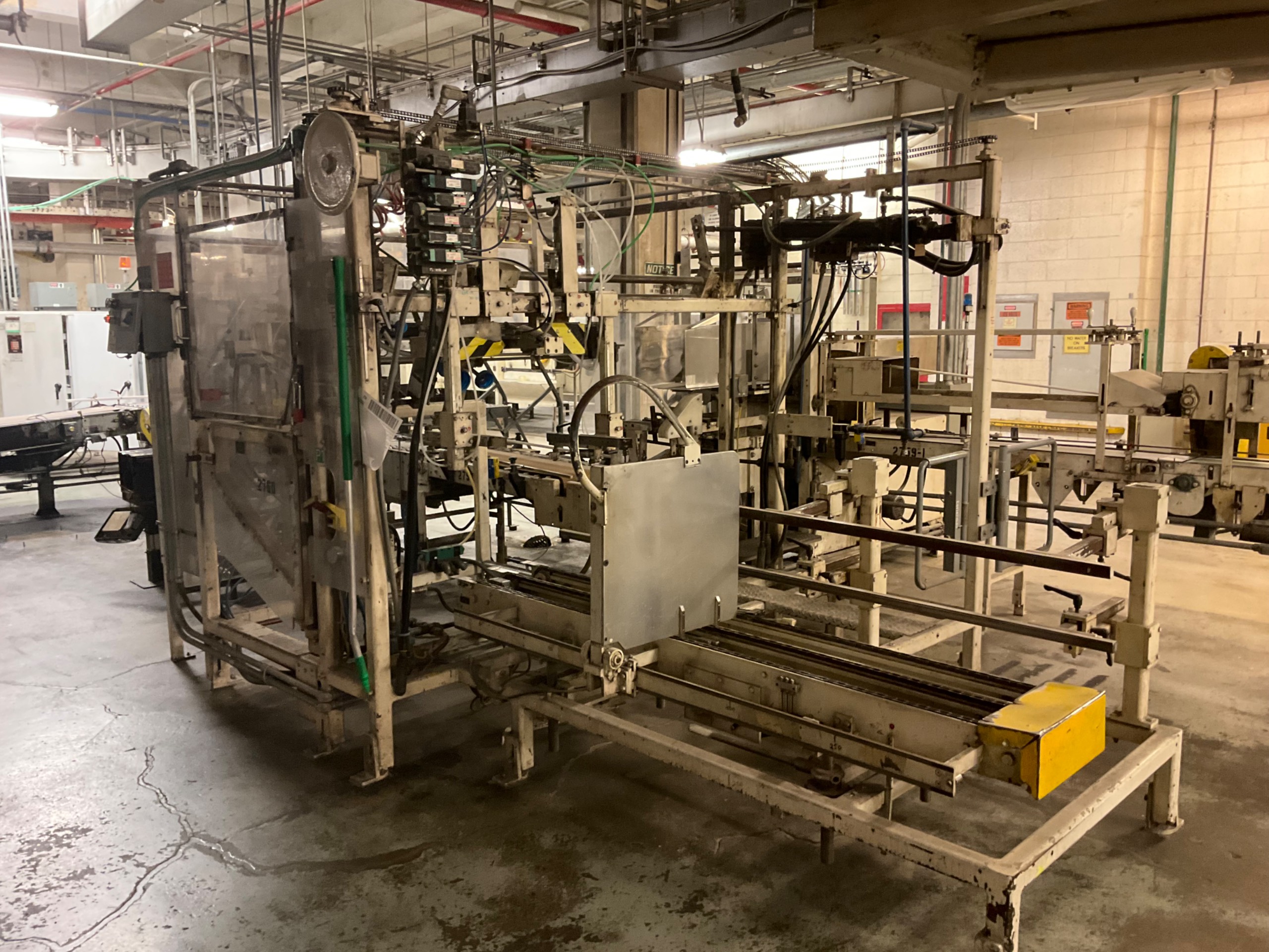 SURE-WAY R 101 CASE ERECTOR - undefined