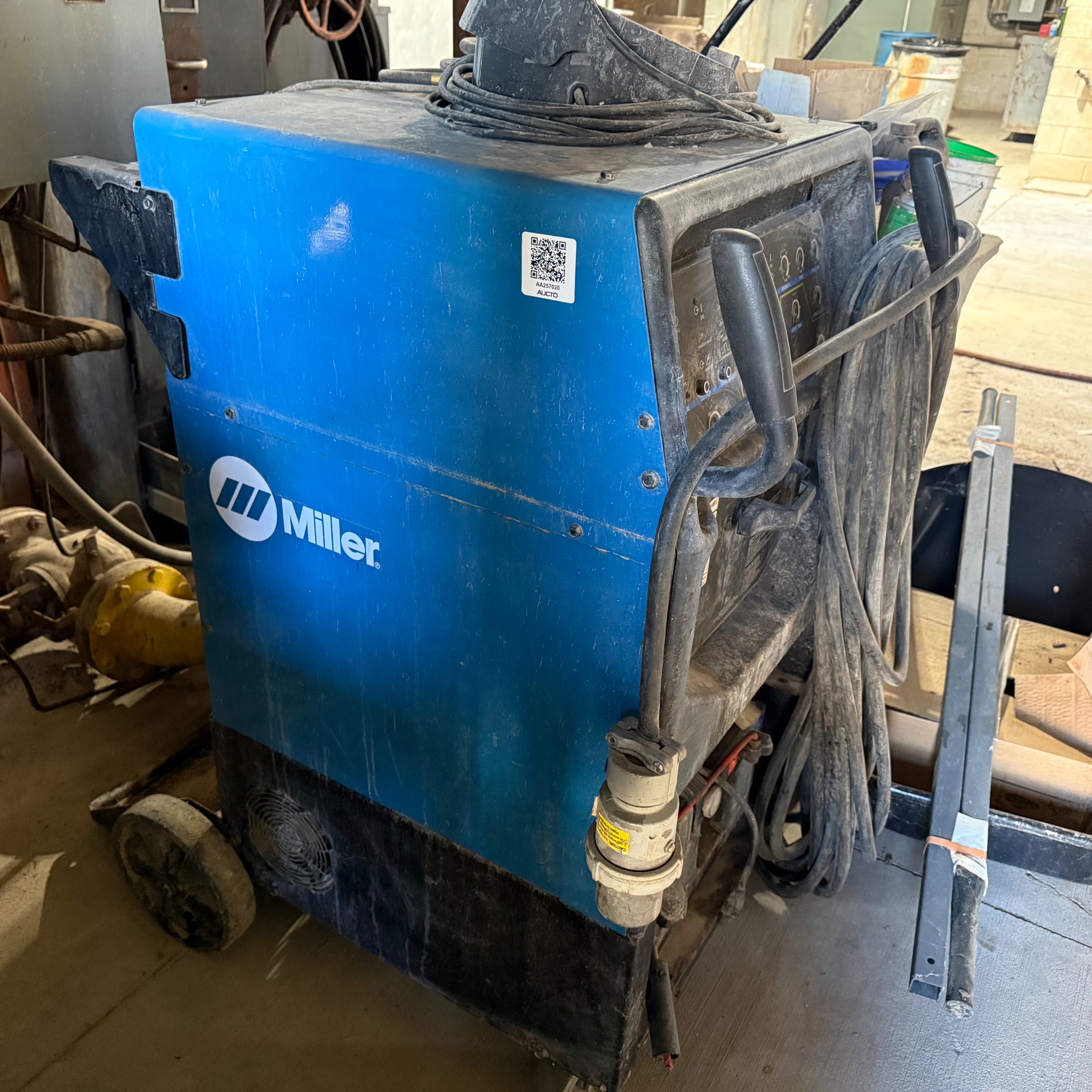MILLER SYNCROWAVE 250DX WELDING POWER SOURCE - undefined