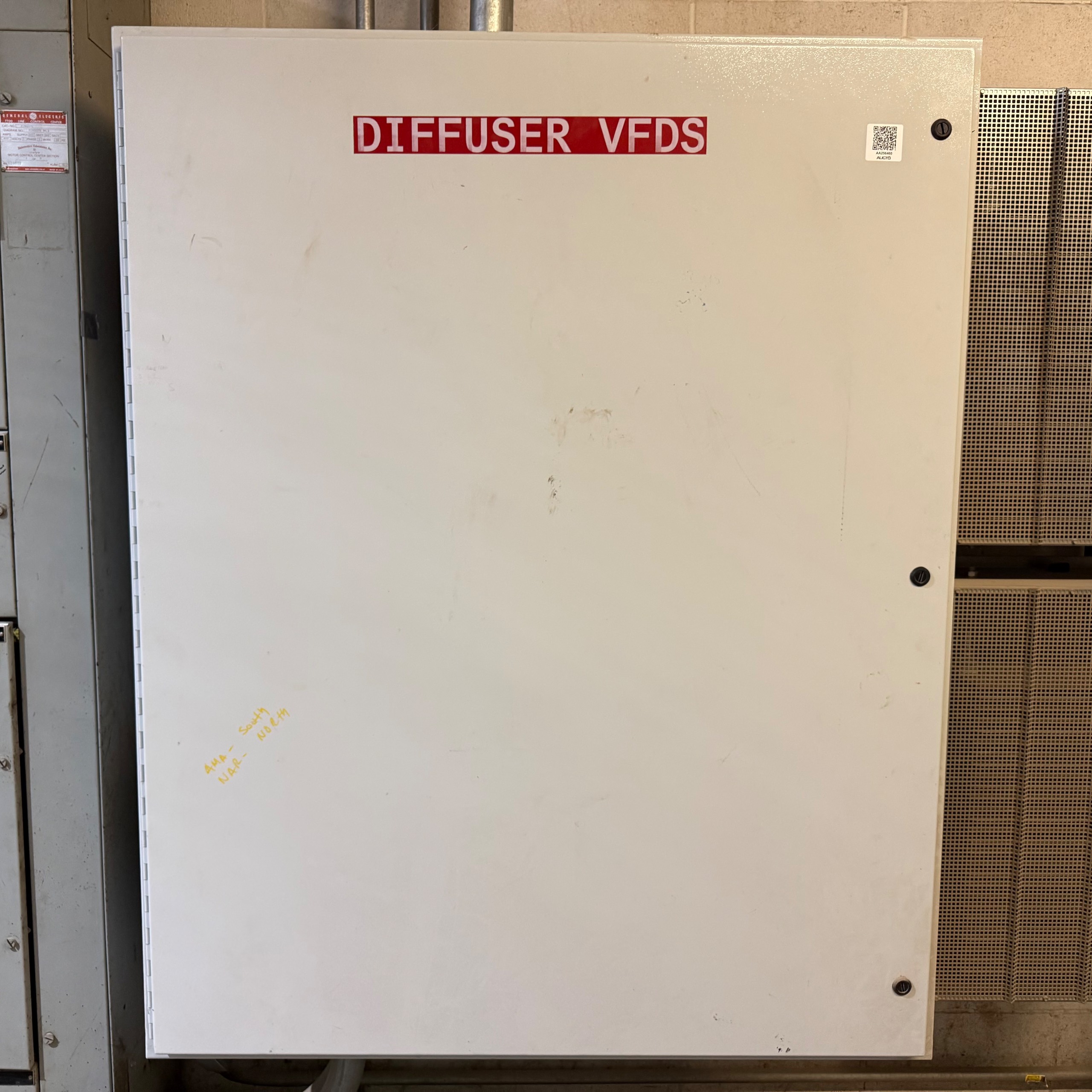 QTY 2: SEW-EURODRIVE MDX60A1100-503-4-00 DIFFUSER VFDS - undefined