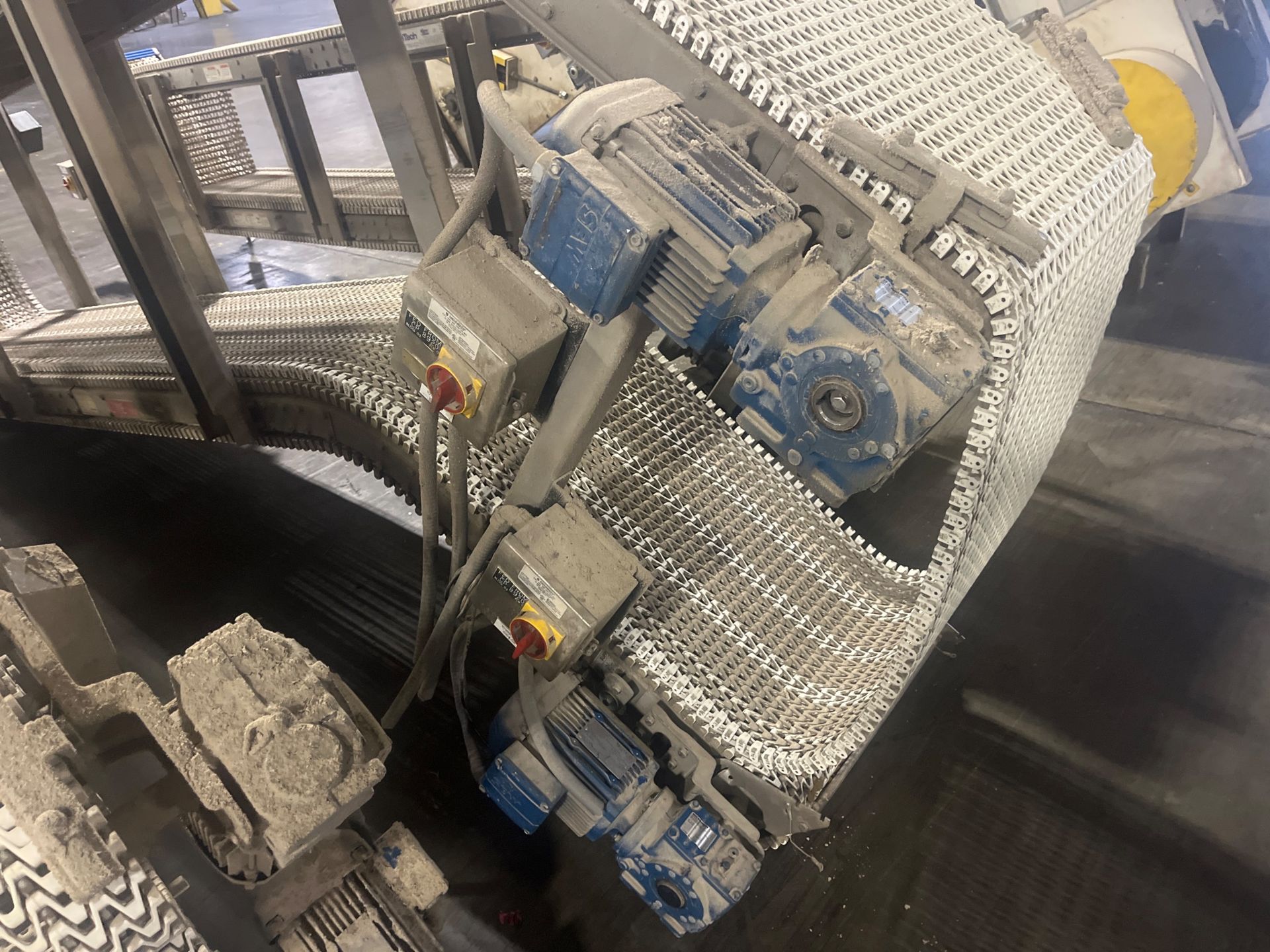 SPANTECH TOPPER LIFT CONVEYOR - undefined