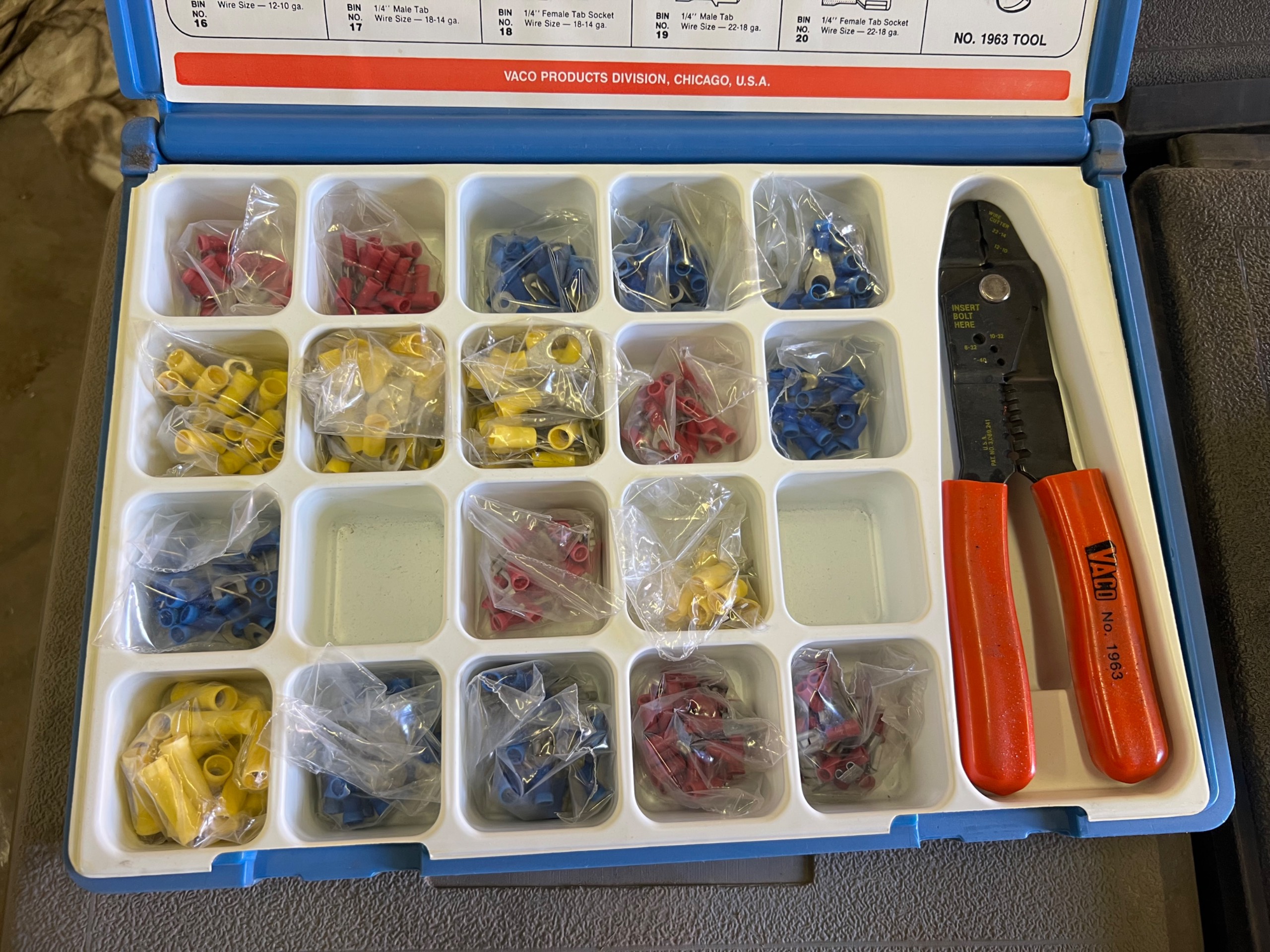 BULK QTY OF TESTING AND MEASURING EQUIPMENT - undefined