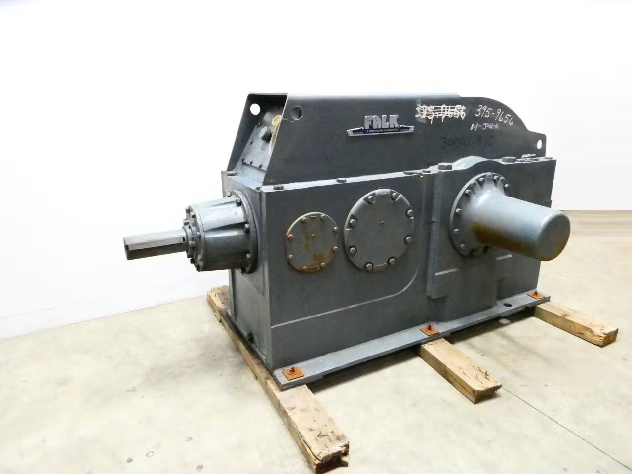 FALK 2150YB2-LS ENCLOSED GEAR DRIVE 200HP 11.6:1 - undefined