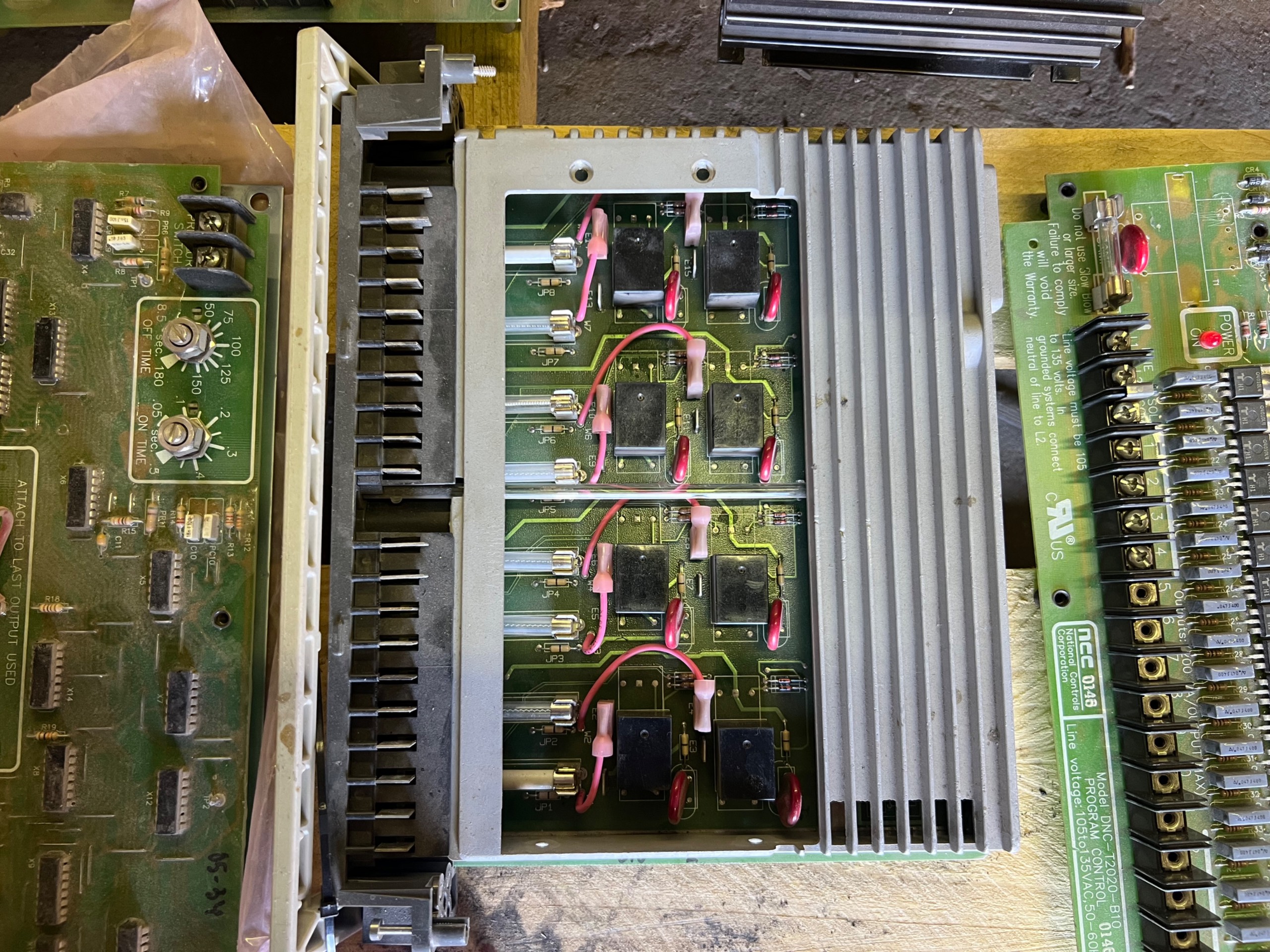 BULK QTY OF ELECTRICAL PARTS - undefined