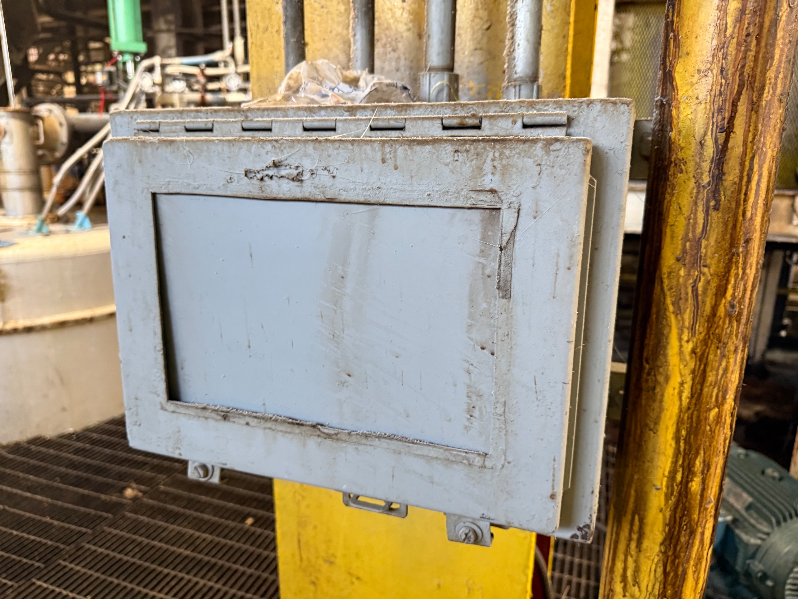 BULK QTY OF INSTRUMENTATION THROUGHOUT SECOND FLOOR - undefined