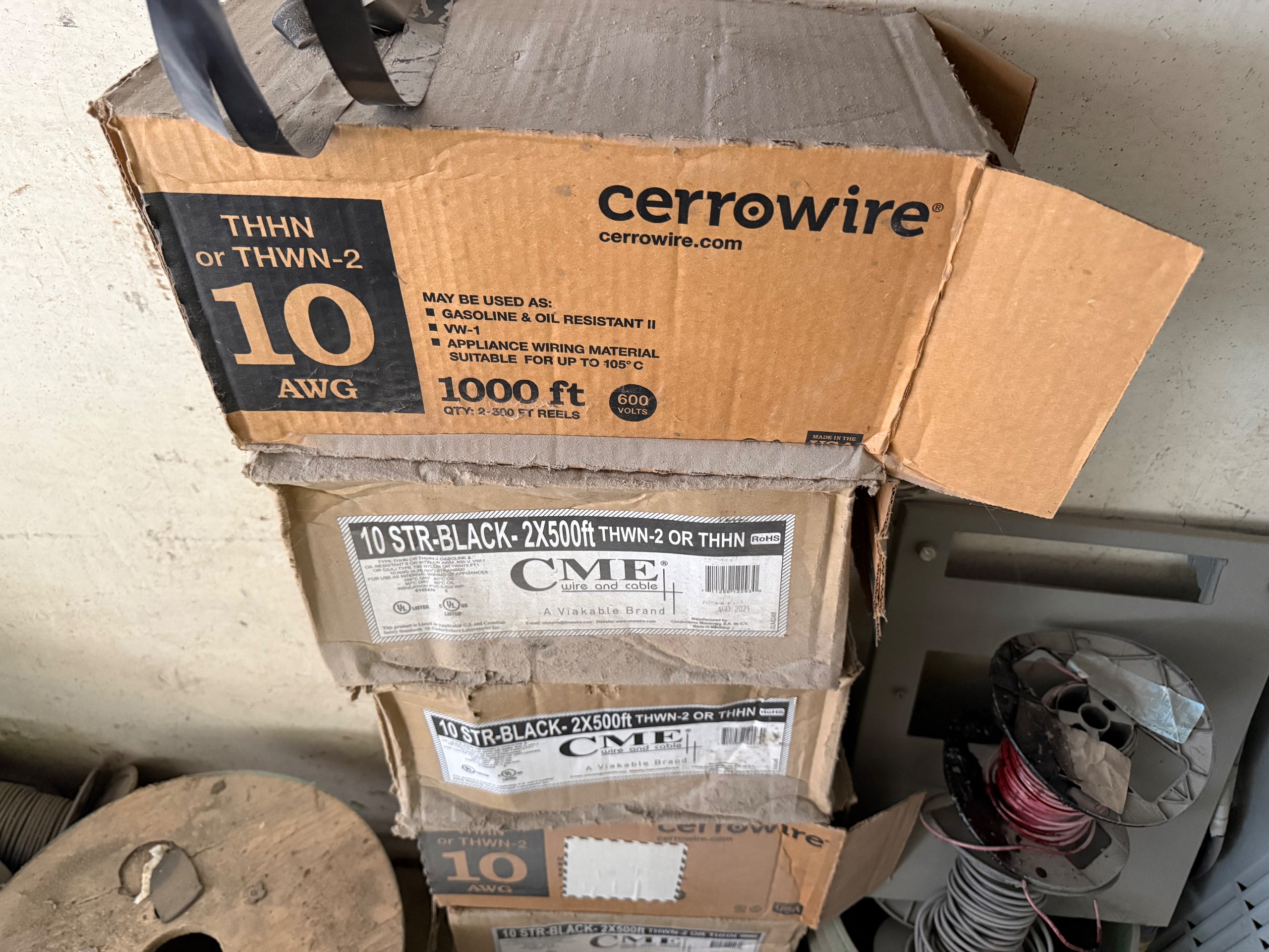 CONTENTS OF CONTAINER WITH INDUSTRIAL PARTS - undefined