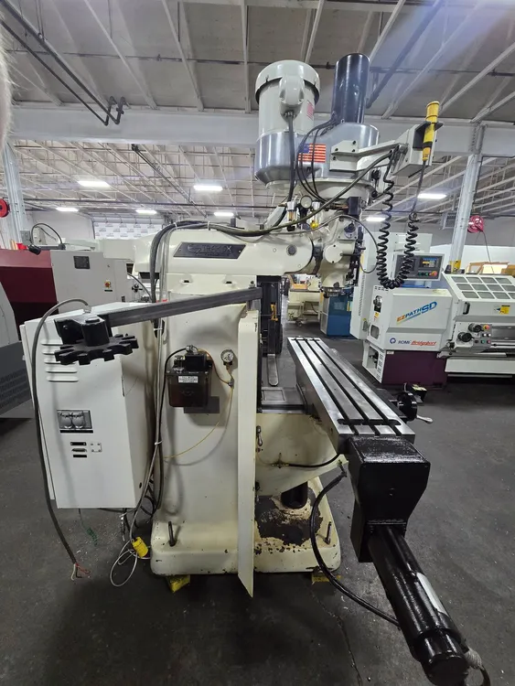 1978 BRIDGEPORT EZ TRAK SX VERTICAL MILL 9X48" TBL 2HP 33.5"X 12"Y 60-4200 RPM R8 - undefined