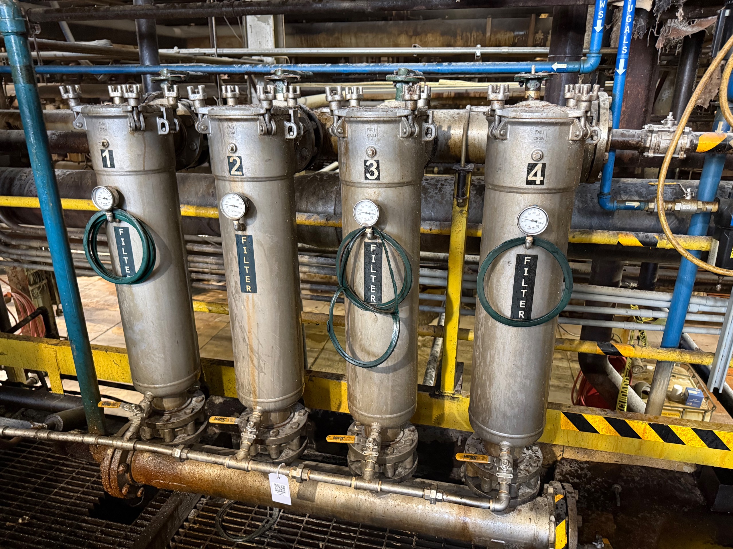 QTY 4: FACI CF3M FILTER SYSTEMS - undefined