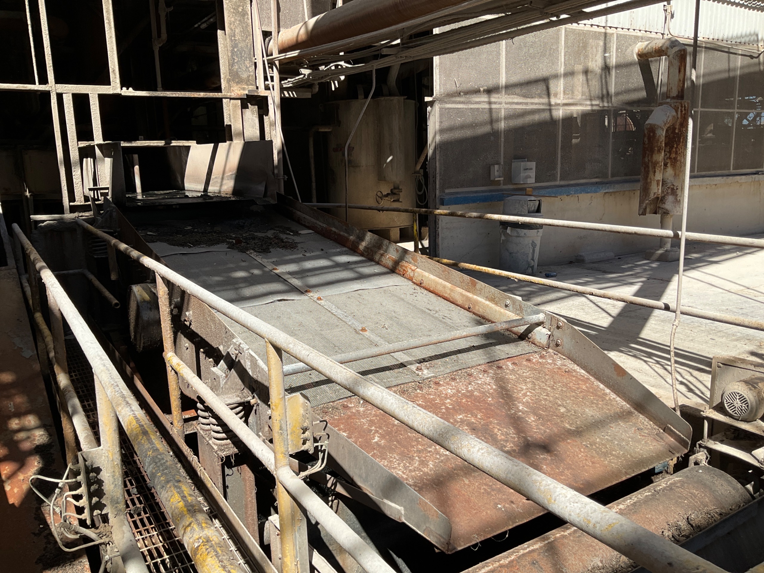 VIBRATORY WASHING SCREEN - undefined