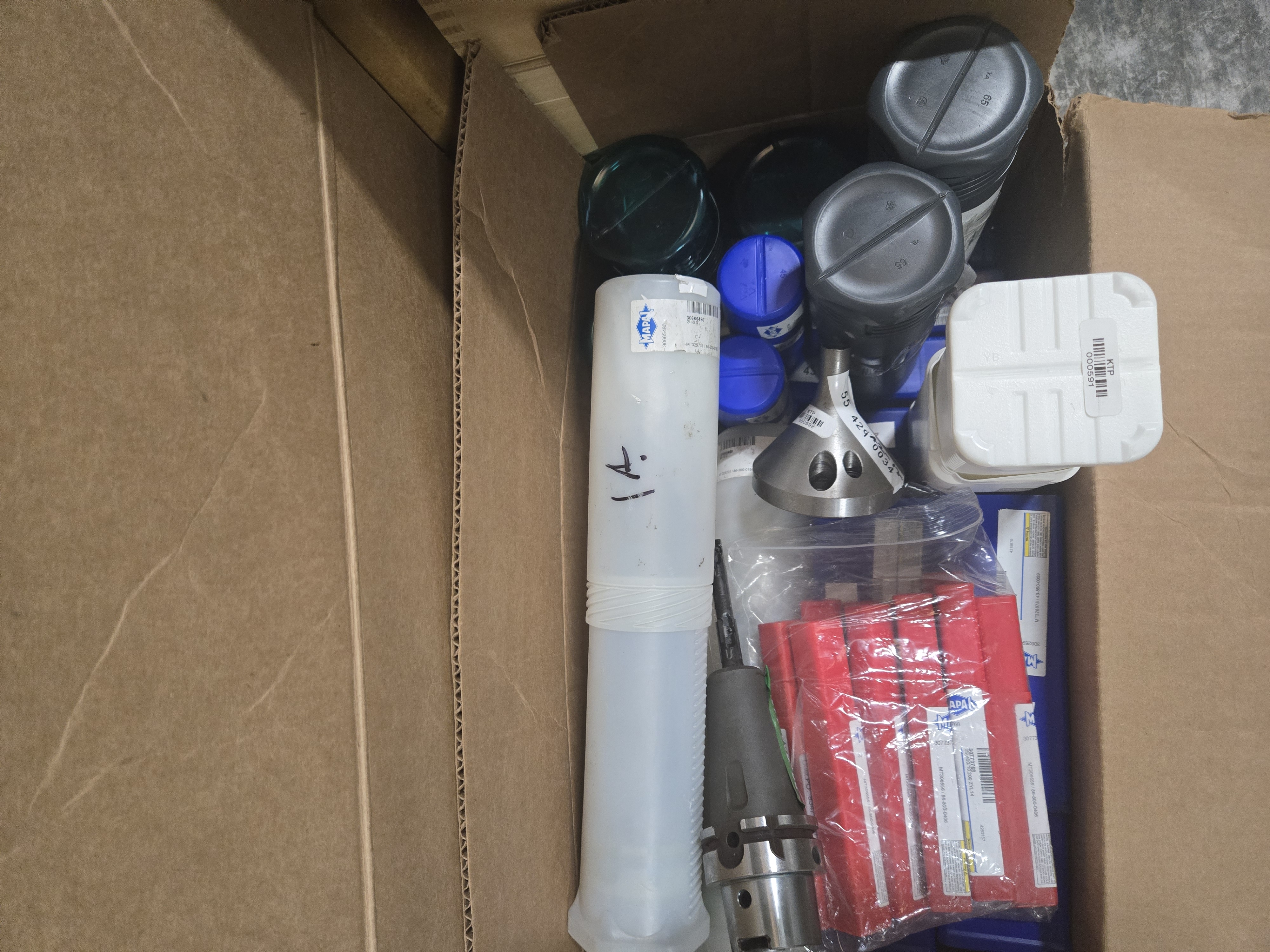 BULK QTY OF ASSORTED TOOLING - undefined