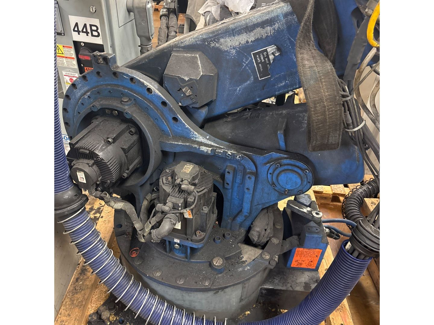 2011 YASKAWA MOTOMAN-ES165D ARTICULATED ROBOT - undefined