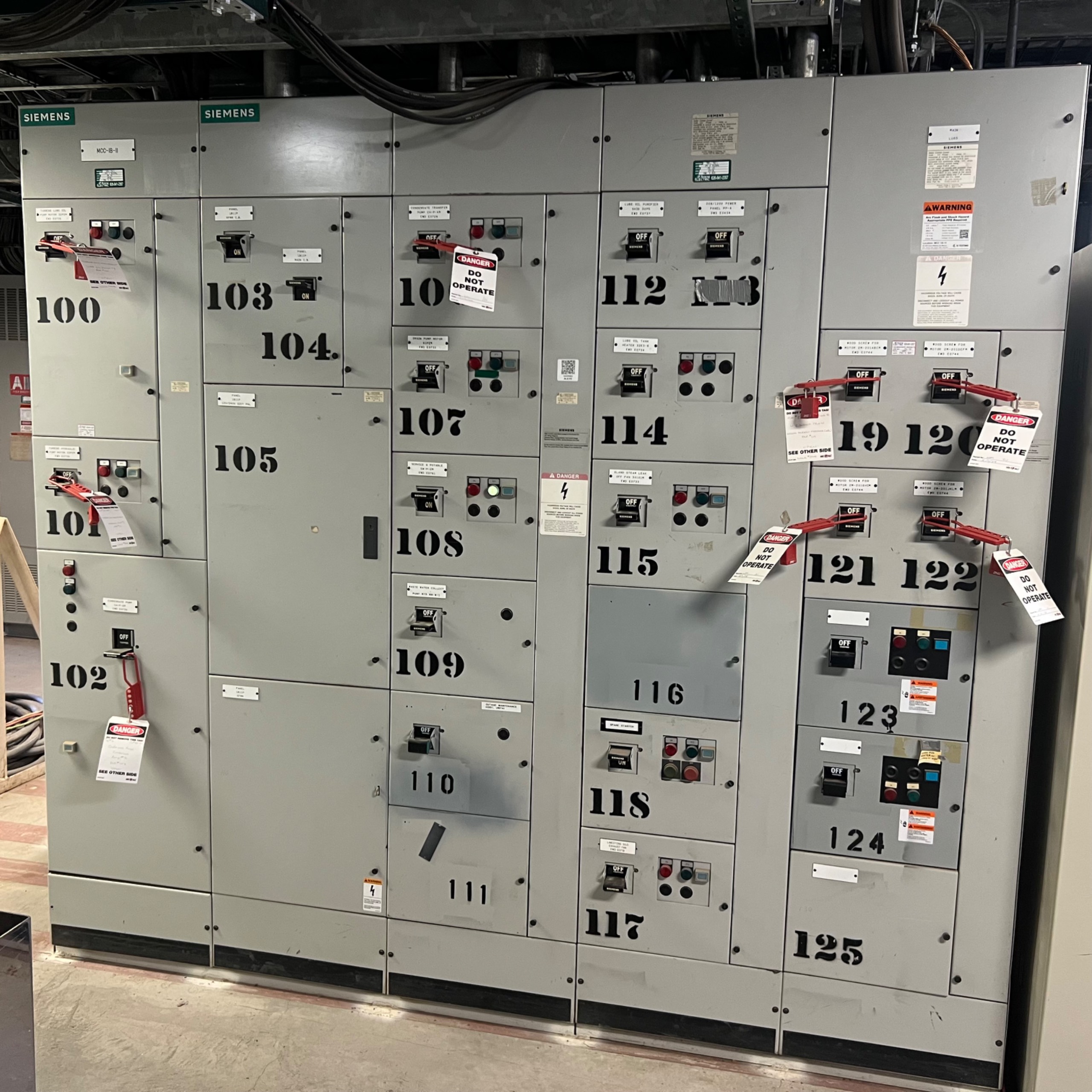BULK QTY OF SIEMENS MOTOR CONTROL CENTERS - undefined