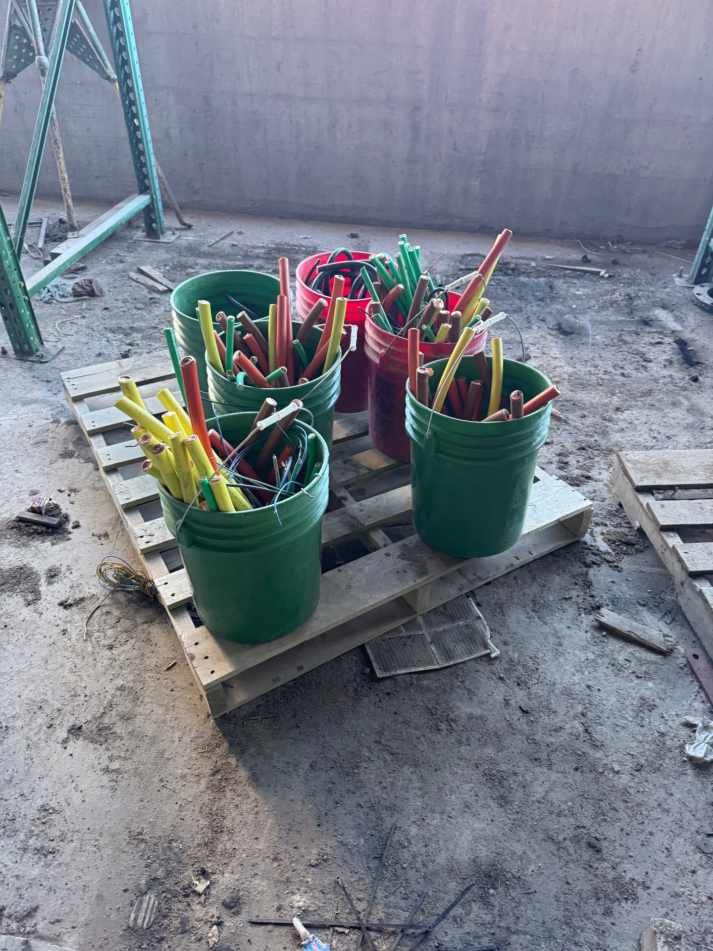 BULK QTY OF WIRE - undefined