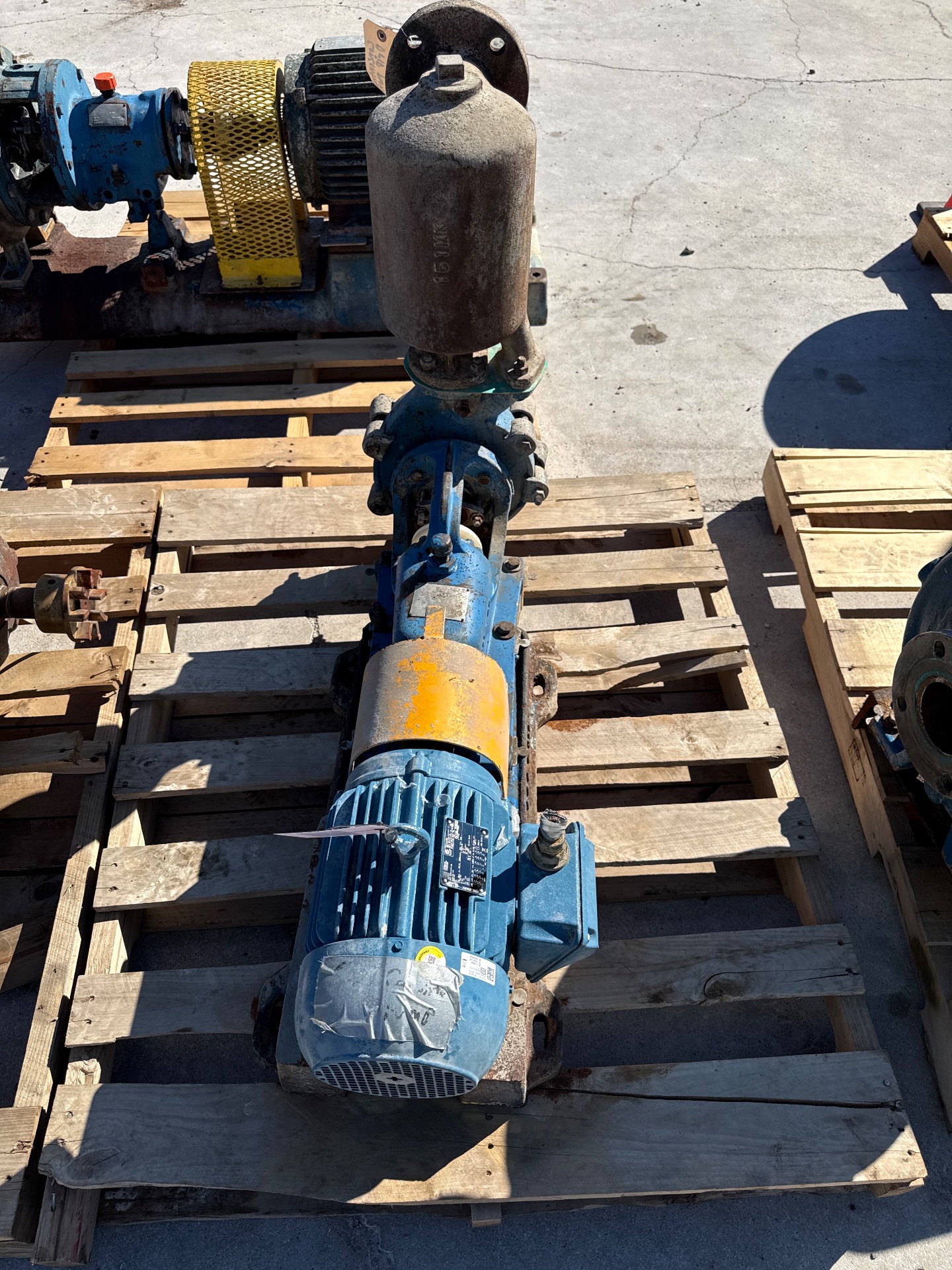 LABOUR DPL PUMP & 5 HP MOTOR ASSEMBLY - undefined