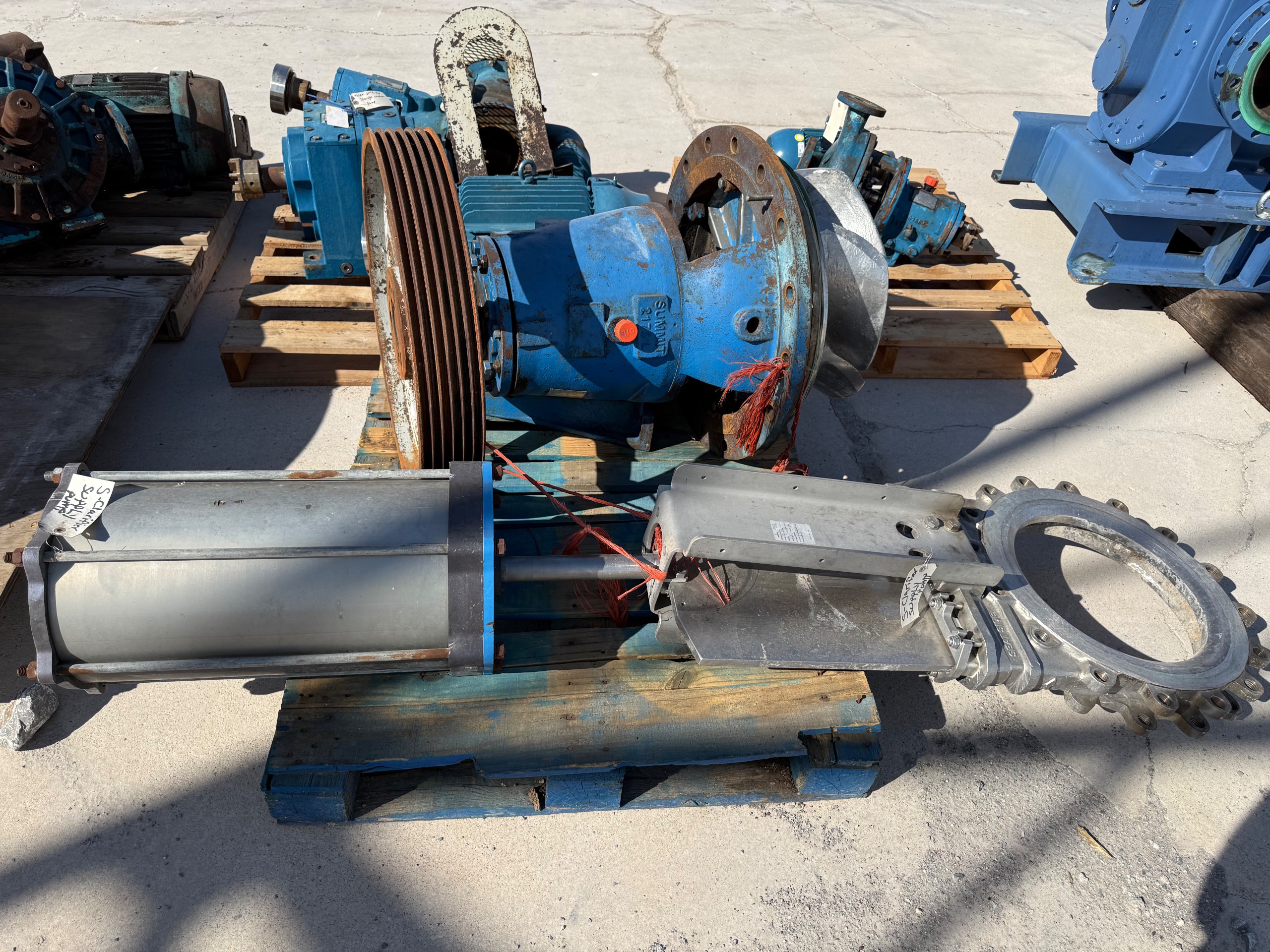 SUMMIT 2175L PUMP & 250 HP MOTOR ASSEMBLY - undefined