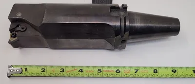 CARBOLOY 4096551-046/TD-76523 END MILL TOOL HOLDER CAT 40 (9” OAL, 6.25” PROJ, 2.5” BODY DIA) - undefined