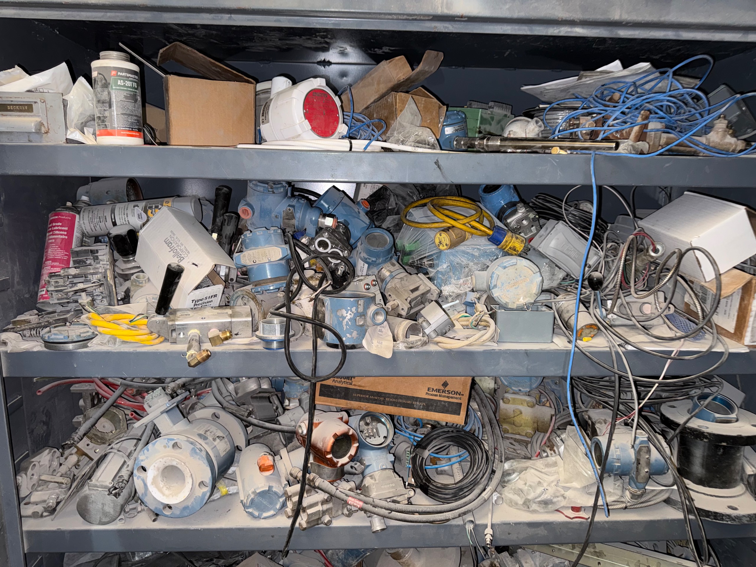 BULK CONTENTS OF INSTRUMENT ROOM - undefined