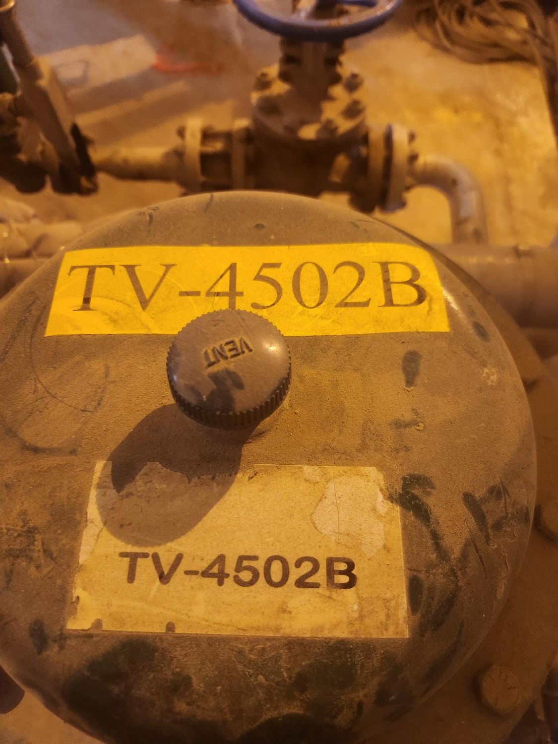 FISHER ED CONTROL VALVE & 667 ACTUATOR ASSEMBLY - undefined