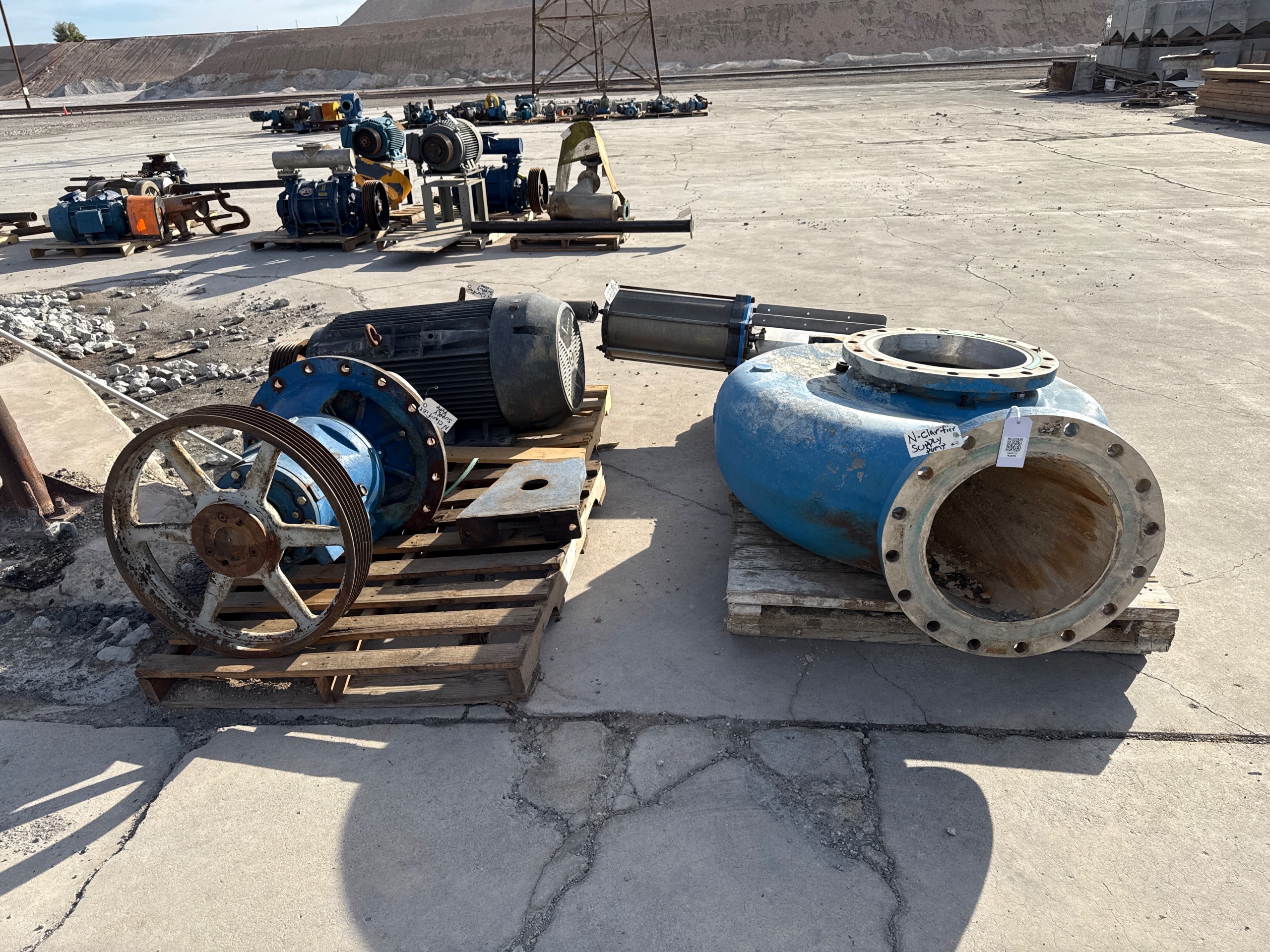 SUMMIT 2175L PUMP & 250 HP MOTOR ASSEMBLY - undefined