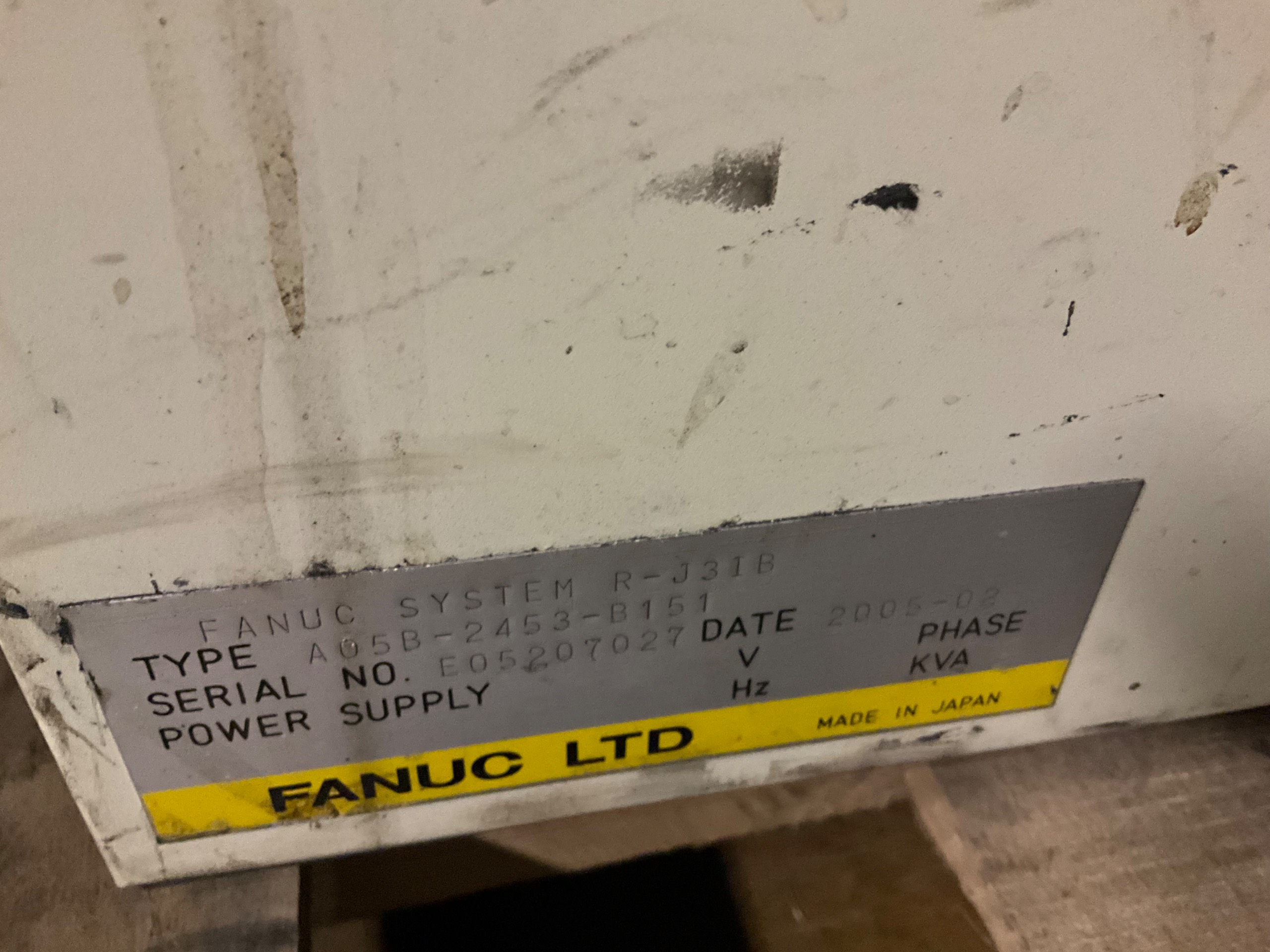 2005 FANUC R-J3IB ROBOT CONTROL SYSTEM - undefined