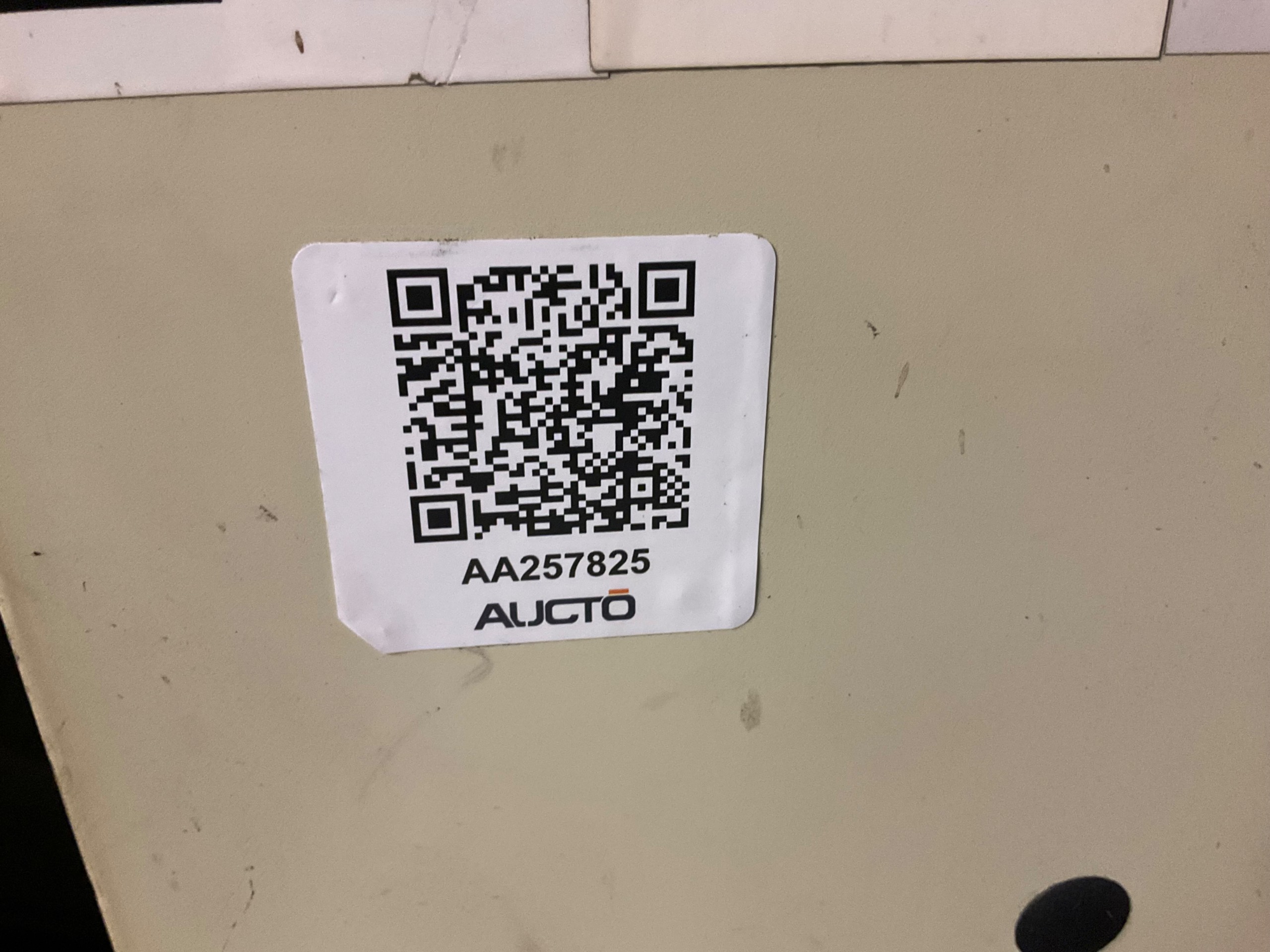 2005 FANUC R-J3IB ROBOT CONTROL SYSTEM - undefined