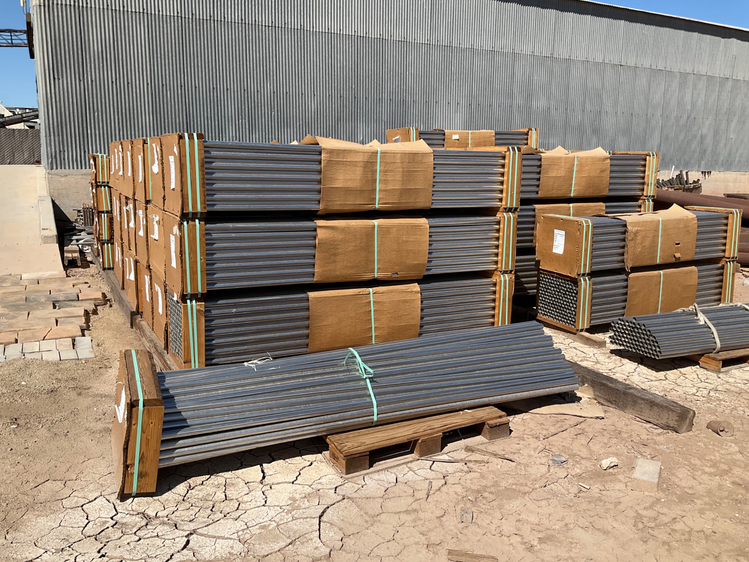 BULK QTY OF 2024 RATHGIBSON 1-1/2" 065A 304/304L 20' STAINLESS STEEL TUBES - undefined