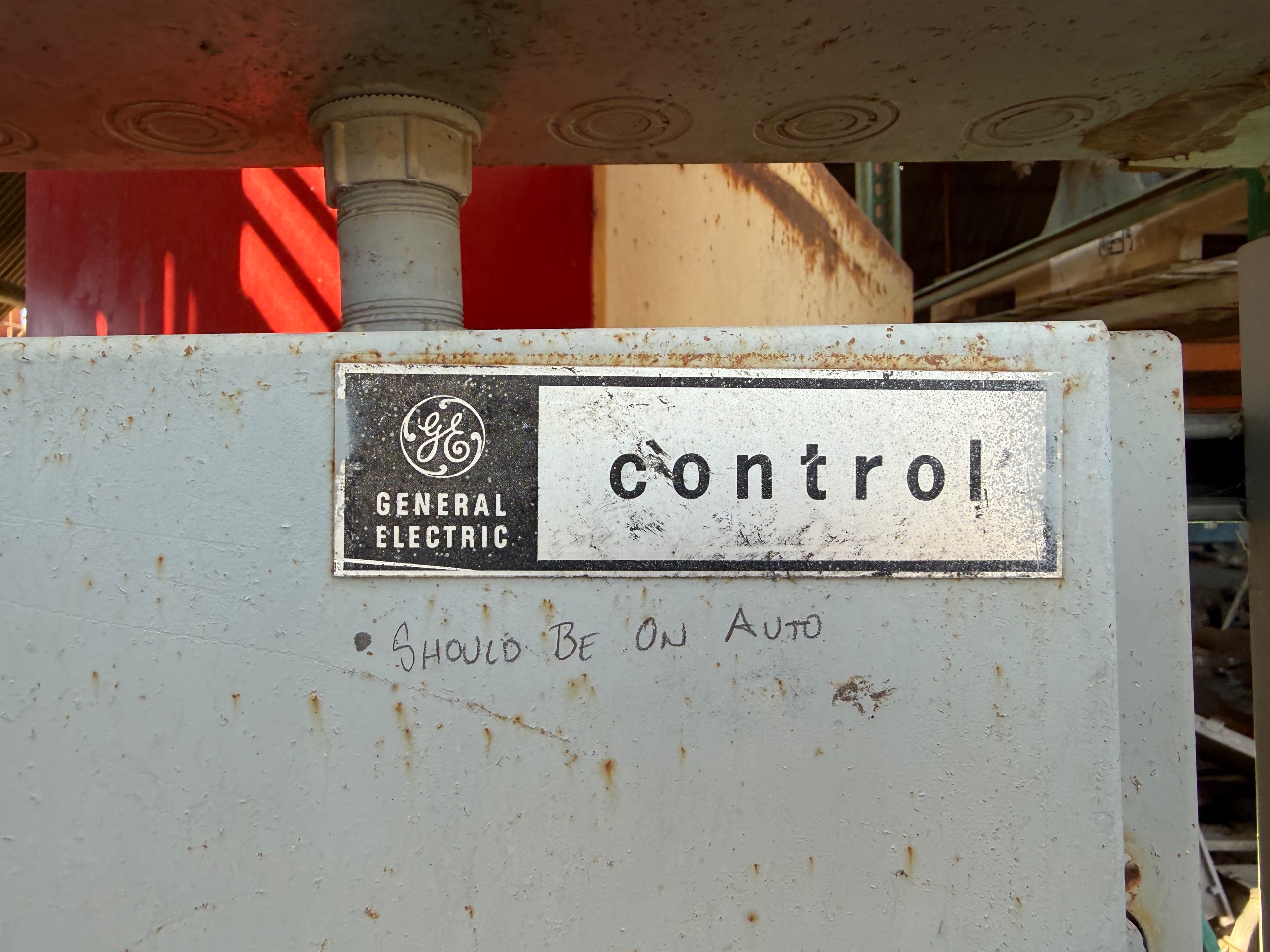 BULK QTY OF DISCONNECT SWITCHES - undefined