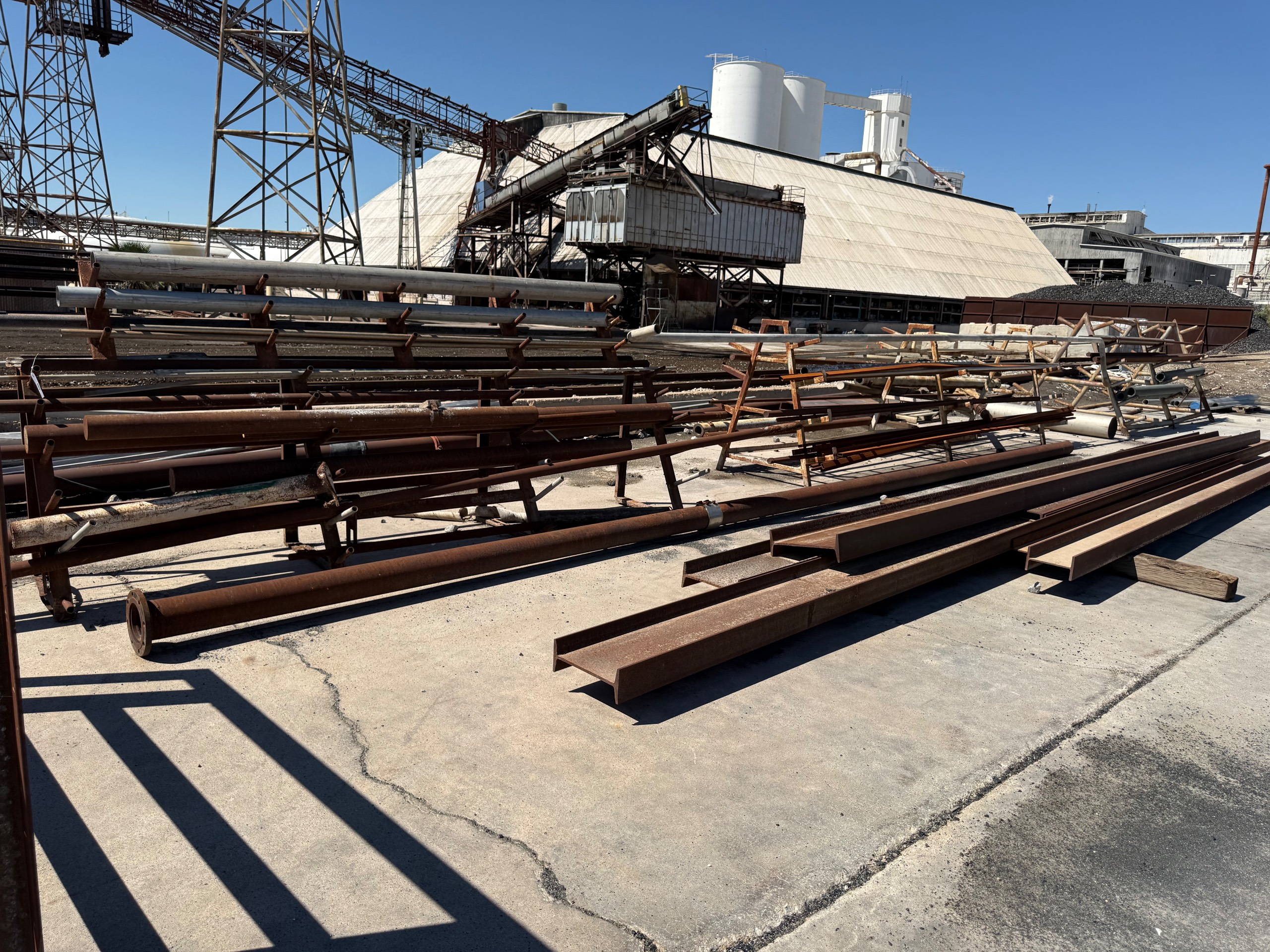 BULK QTY MISCELLANEOUS INDUSTRIAL PARTS - undefined