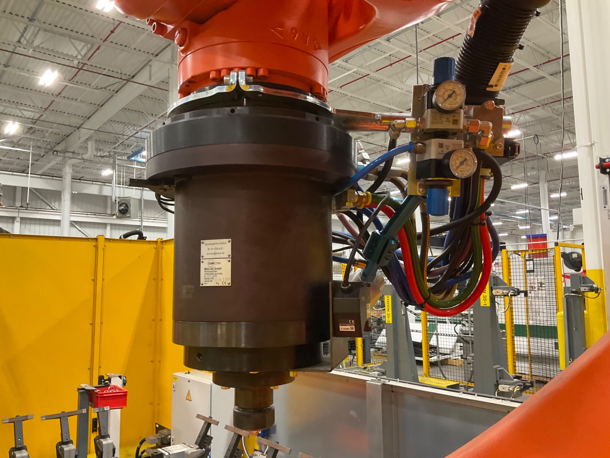 2021 KUKA KR 500 R2830 ROBOT & CONTROLLER ASSEMBLY - undefined