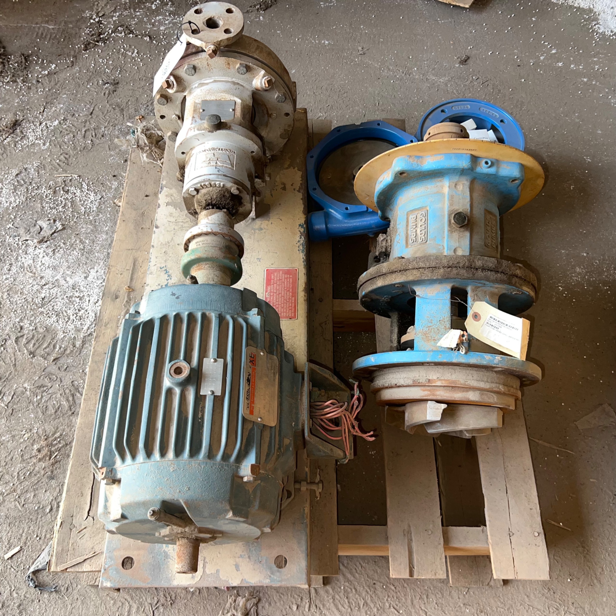 BULK QTY OF PUMP AND MOTOR ASSEMBLY - undefined