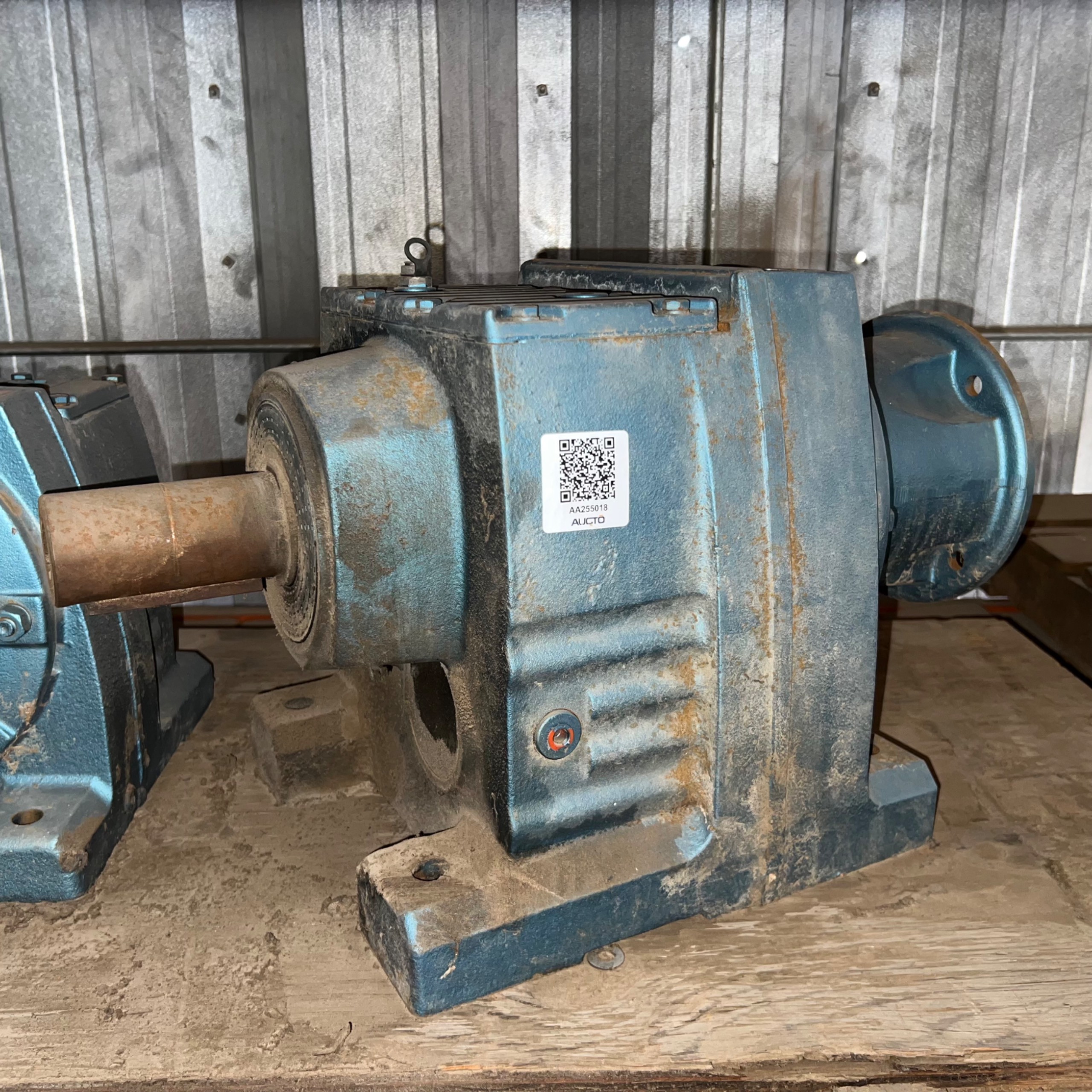QTY 2: GEARBOX - undefined