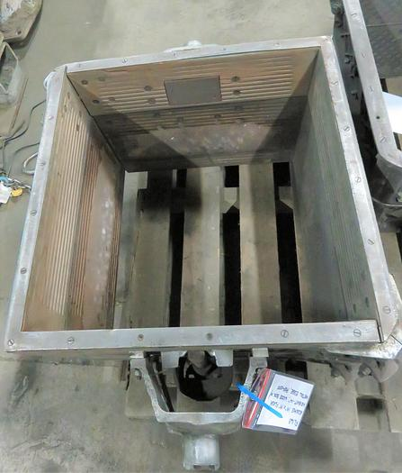 ADAMS FOUNDRY FLASK POP-OFF/EASY-OFF 19X19X14IN WOOD 5DEG TAPER 90DEG CORNERS - undefined