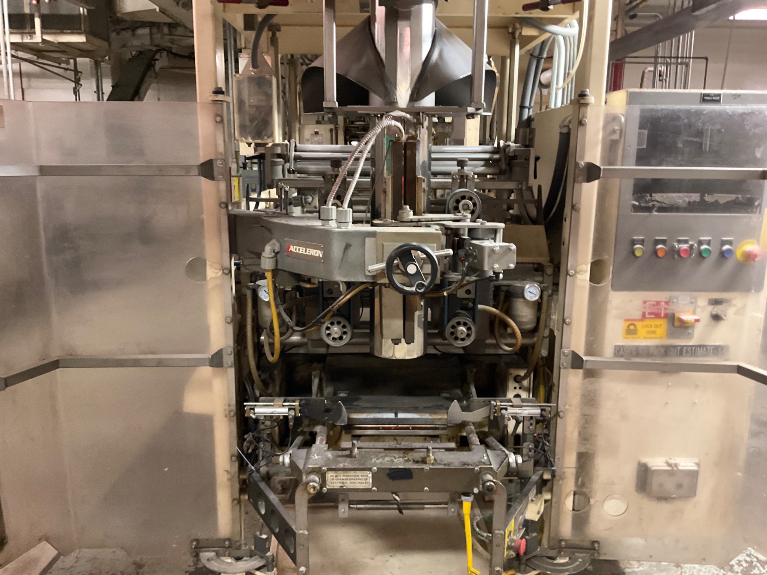 TRIANGLE SB72C/A612H1RN BAGGER - undefined