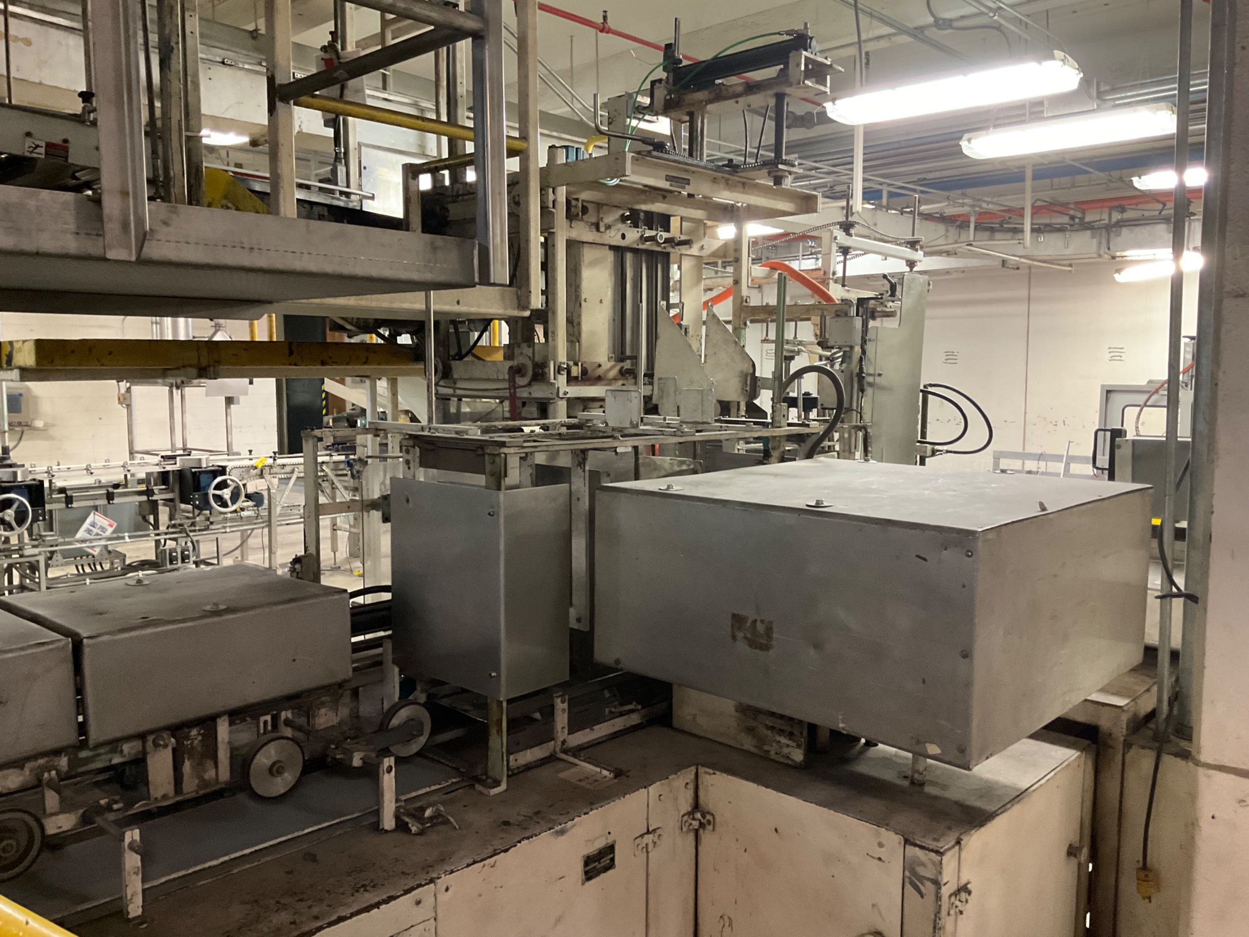 SURE-WAY R 300LCG CASE ERECTOR - undefined